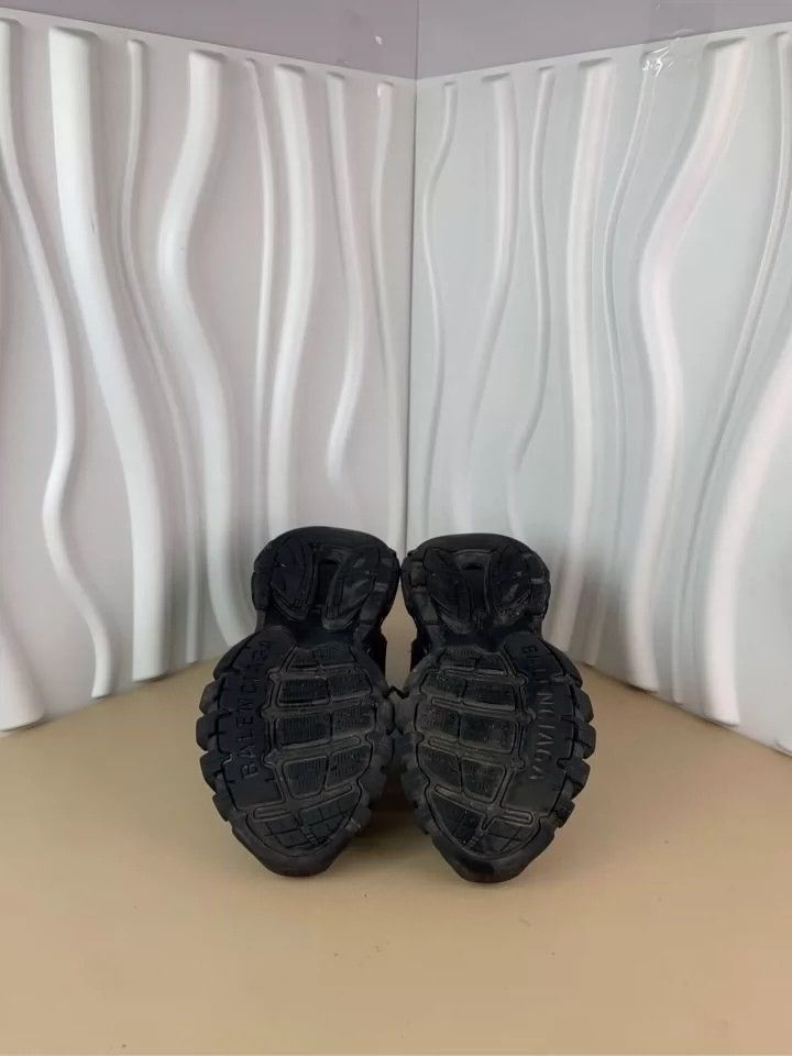 Balenciaga Balenciaga Black lacing low Top Casual Shoes Dad Shoes 2502 Size US 5 / EU 37 - 9 Thumbnail