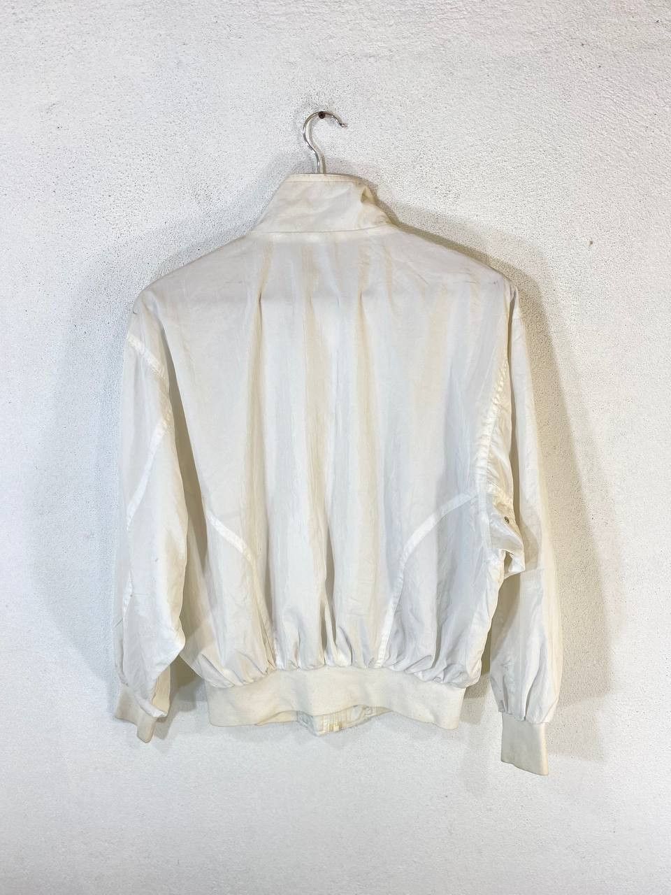 Lacoste vintage lacoste white bomber style jacket Size US L / EU 52-54 / 3 - 11 Thumbnail