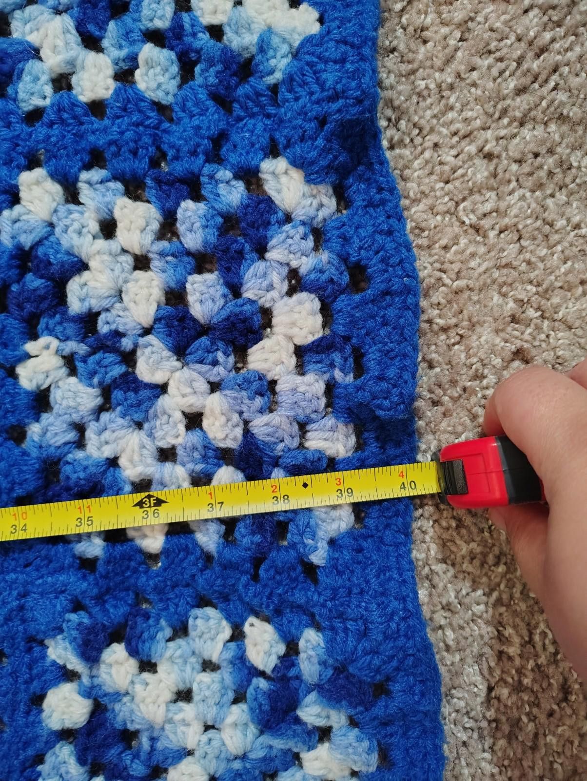 Team Cozy VTG Granny Crochet Knit Square Blue White hand made blanket Size ONE SIZE - 3 Thumbnail