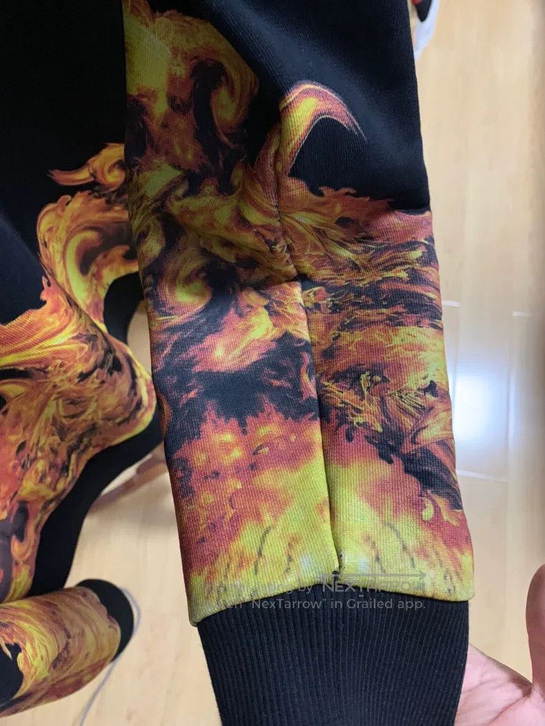 Givenchy Givenchy Flame Hem Hoodie Size US S / EU 44-46 / 1 - 7 Thumbnail