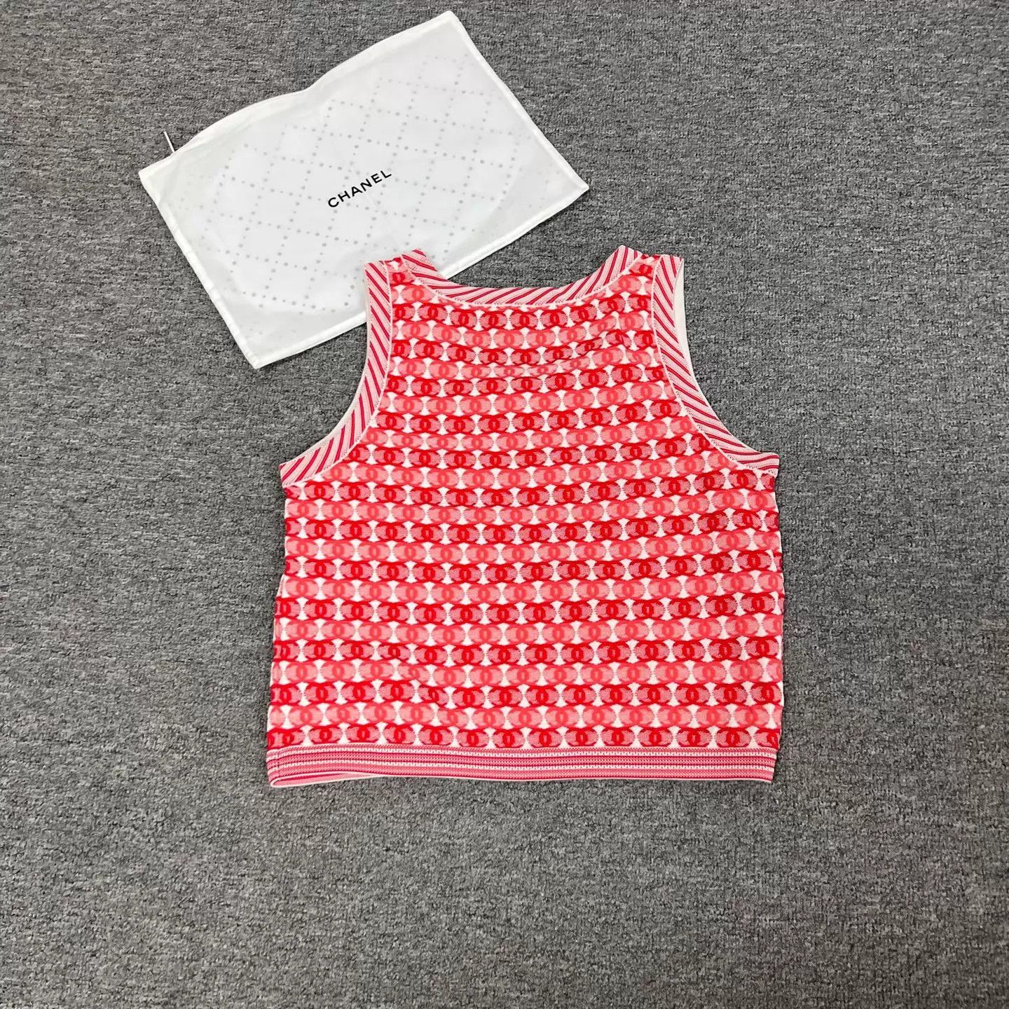 Chanel Chanel CC All Over Knit Tank Top 38 99 New Size S / US 4 / IT 40 - 2 Thumbnail