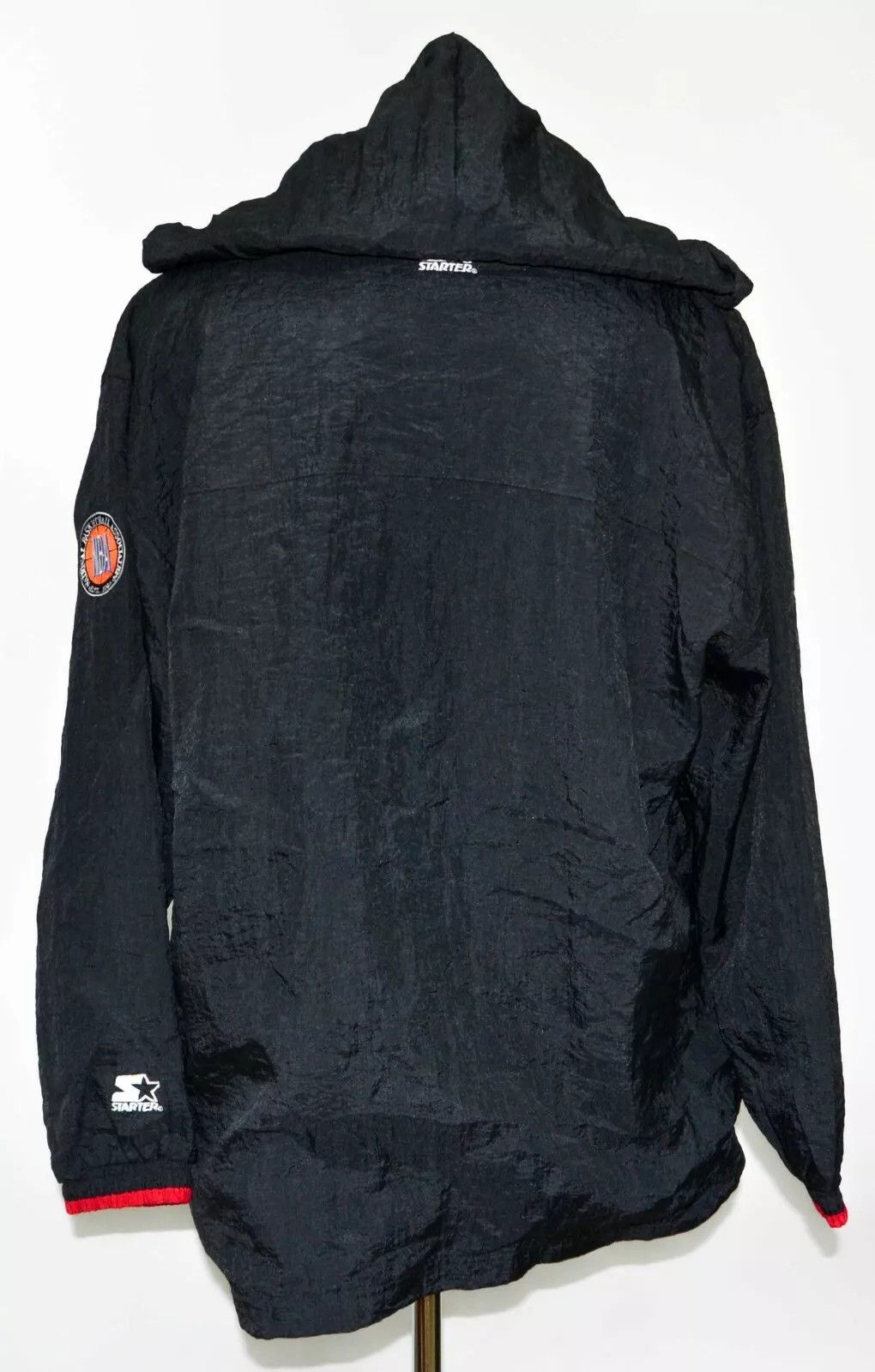 Starter NBA CHICAGO BULLS COAT JACKET JERSEY STARTER SIZE L ADULT Size US L / EU 52-54 / 3 - 2 Thumbnail