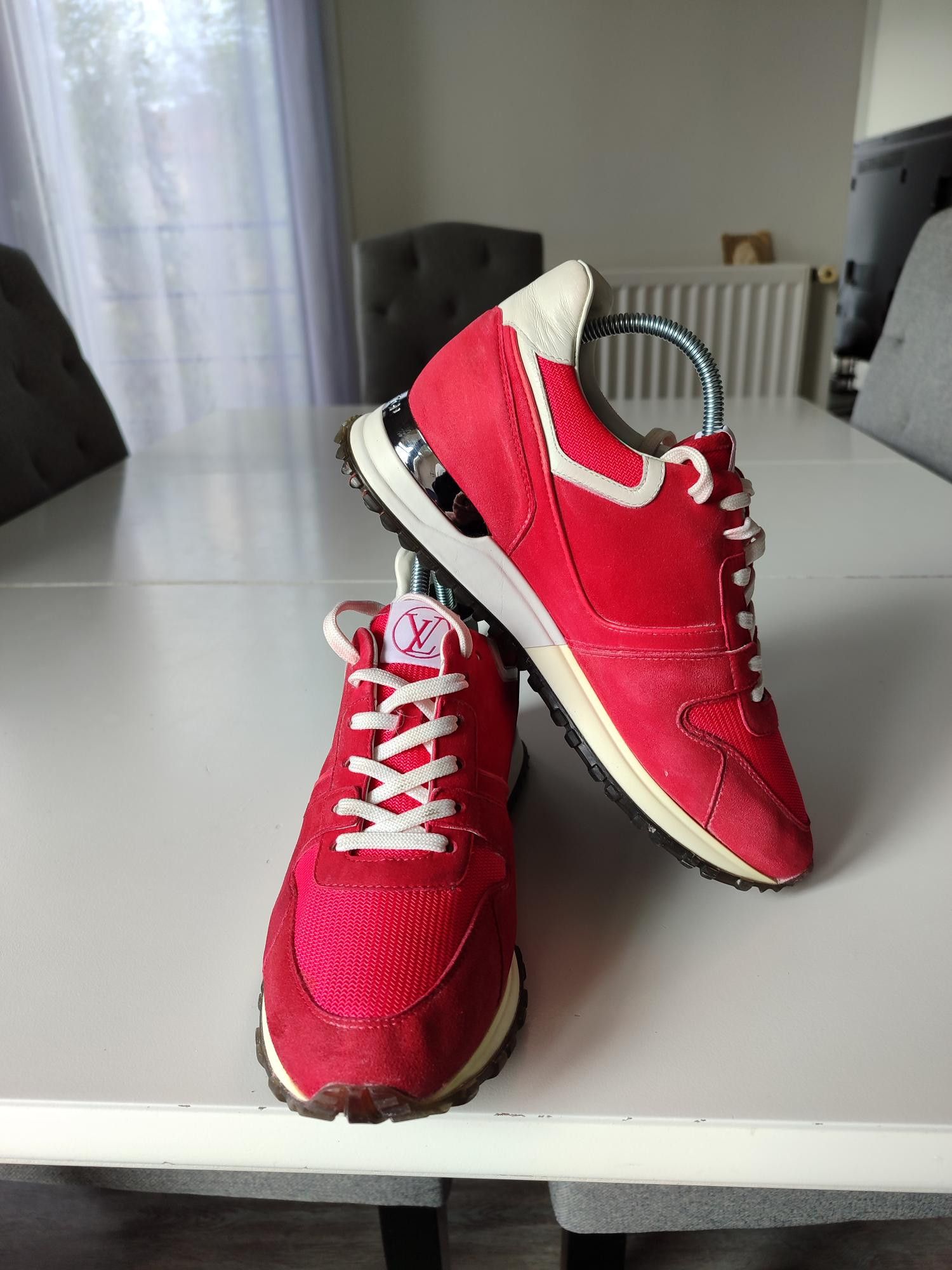 Louis Vuitton BASKETS LOUIS VUITTON RUN AWAY Size US 7 / IT 37 - 5 Thumbnail