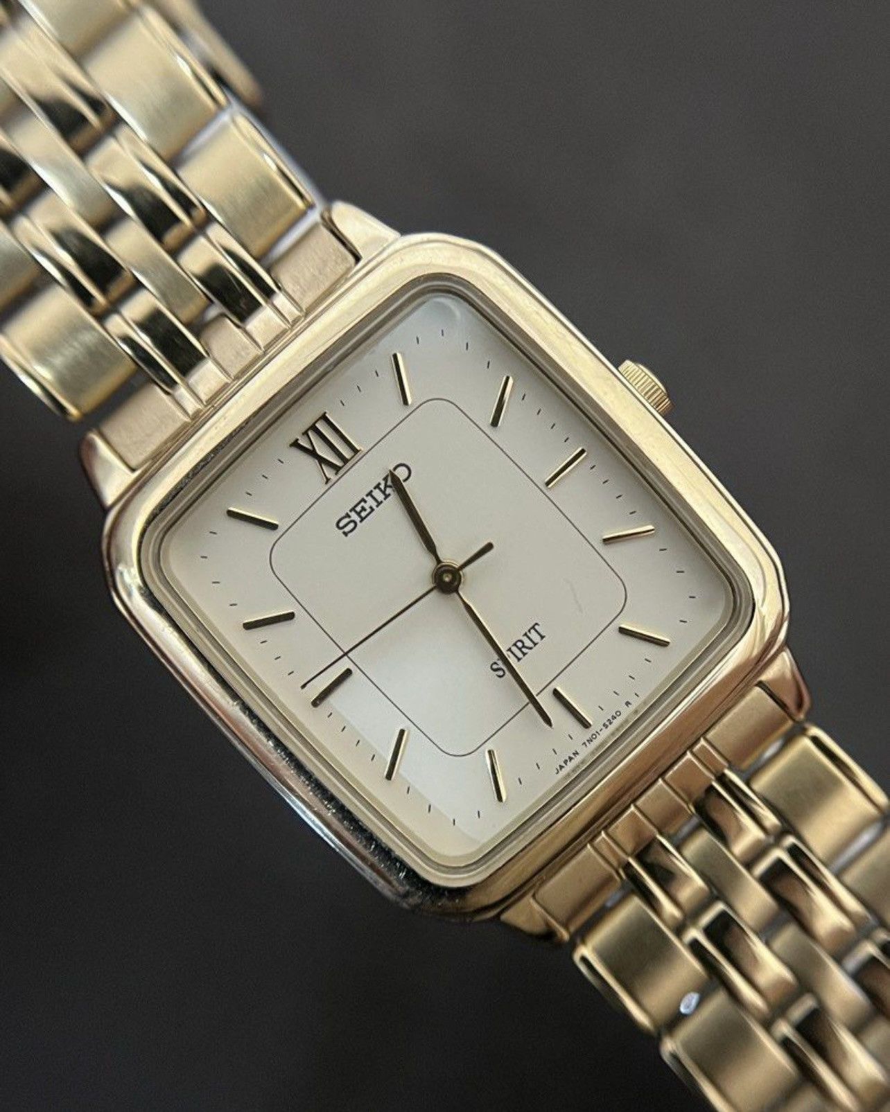 Seiko Vintage 90s Seiko Spirit Tank Gold Watch | Grailed