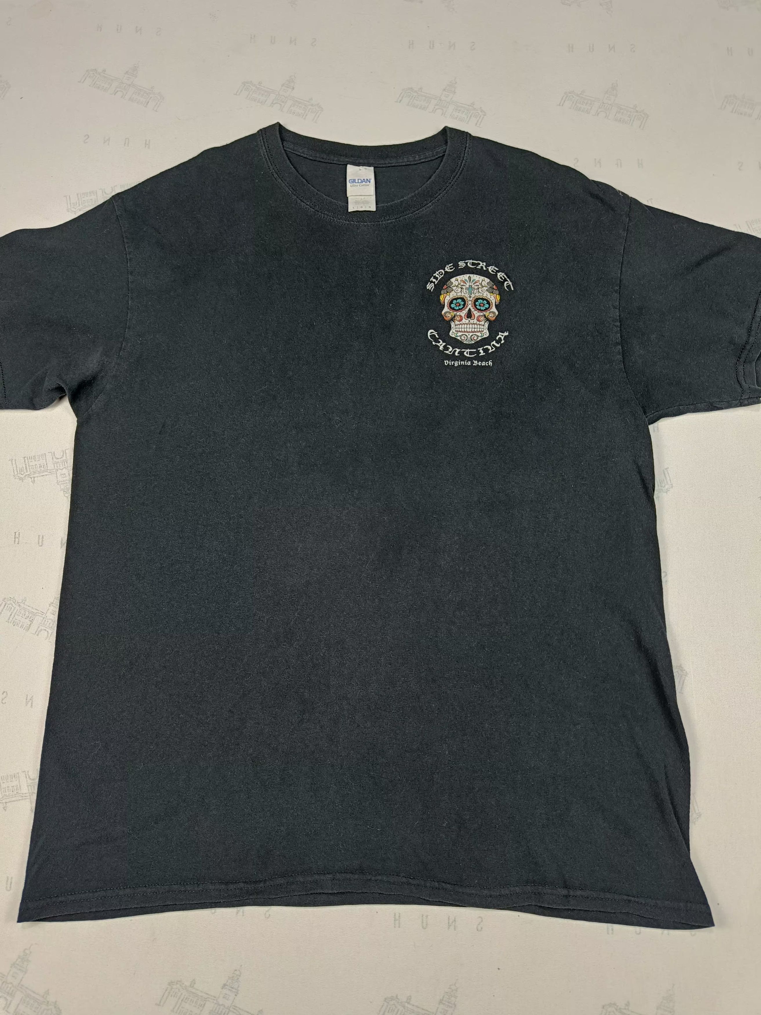 Cross Colours Vintage Gildan Side Street Cantina SKULL CROSS T-shirt Size US L / EU 52-54 / 3 - 5 Thumbnail