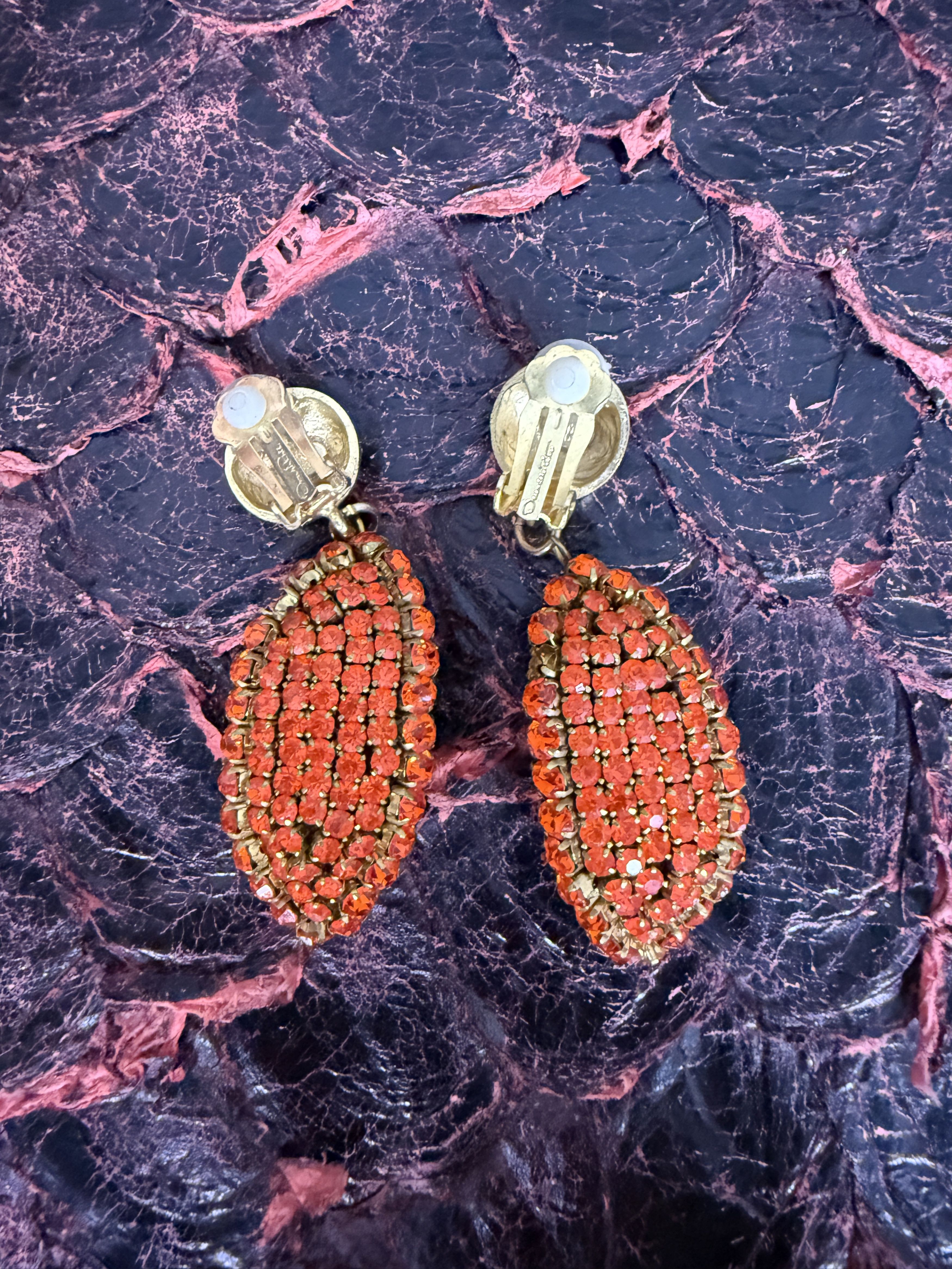 Oscar De La Renta Vintage Oscar De La Renta Orange Wedge Earrings Size ONE SIZE - 2 Thumbnail
