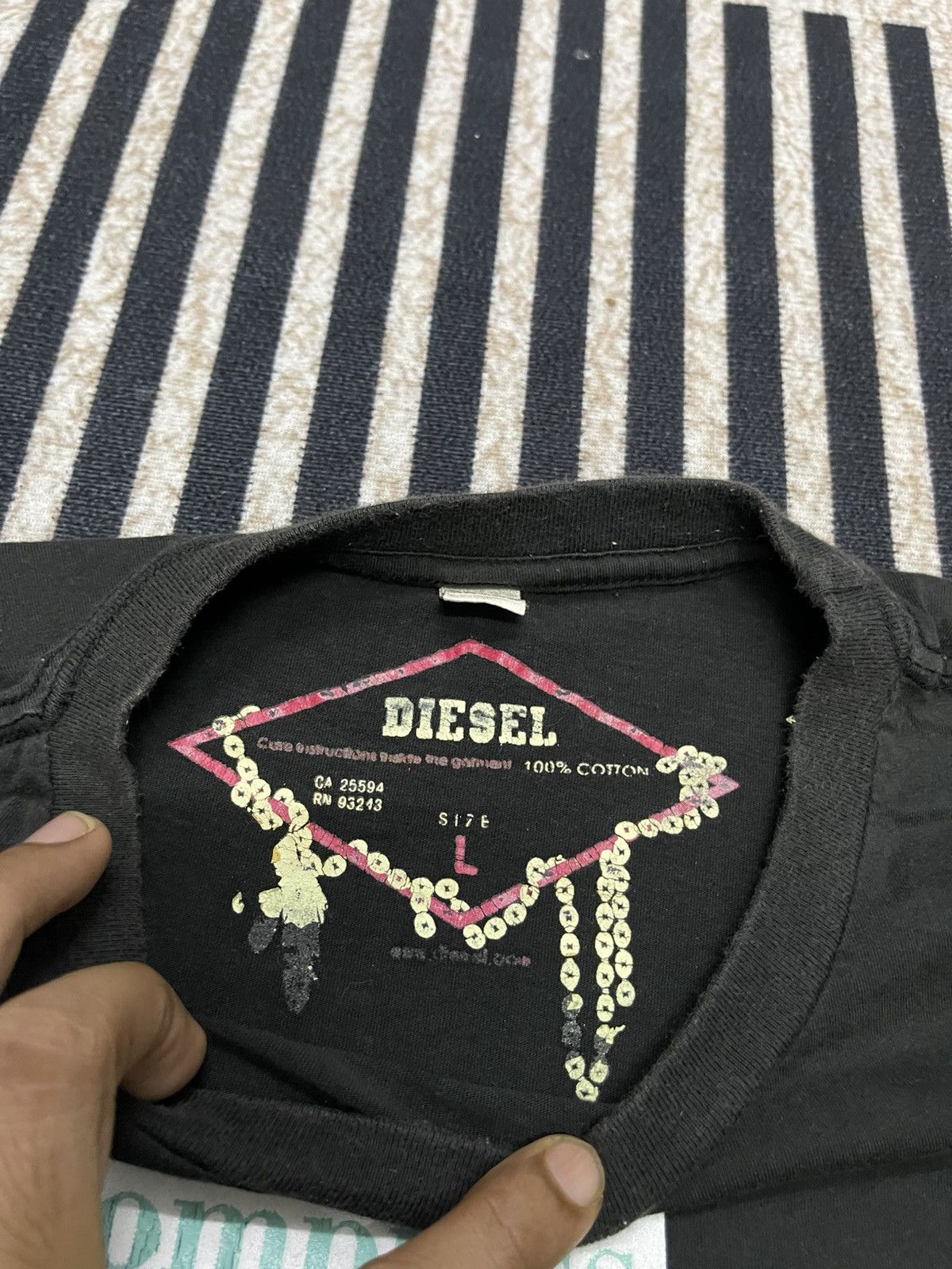 Diesel 2000s DIESEL BIG HAND DESIGN DECOMPRESS Size US S / EU 44-46 / 1 - 8 Thumbnail