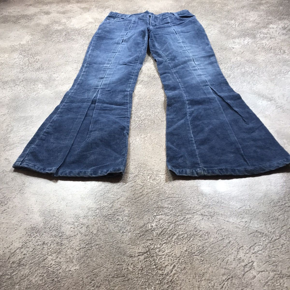 Vintage Vintage 90s Y2K Baggy Flared Jeans Low Rise Grunge Faded 29 Size 29" - 1 Thumbnail