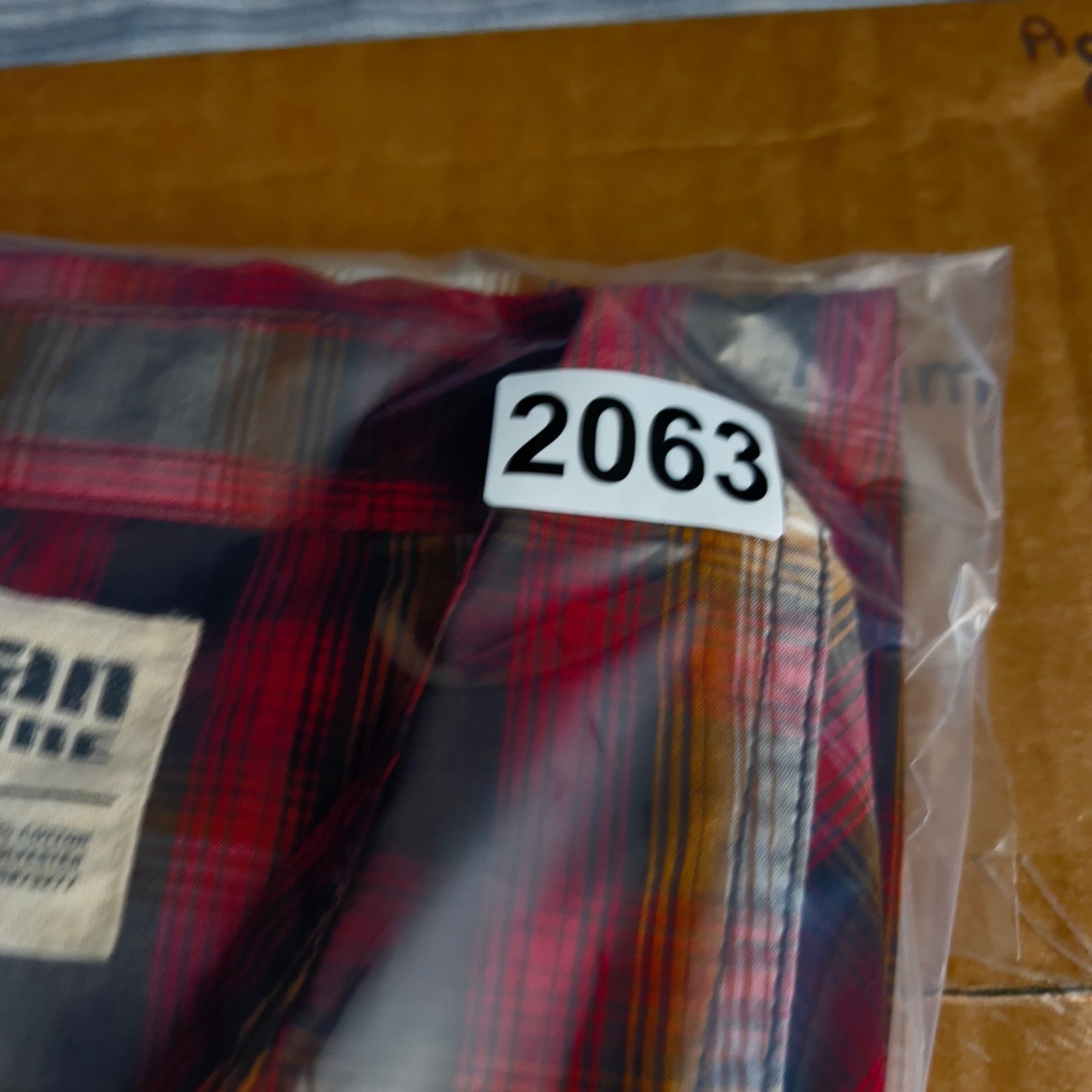 Urban Pipeline Urban Pipeline Button Shirt Men's Large Red Tan Brown Plaid Size US L / EU 52-54 / 3 - 10 Thumbnail