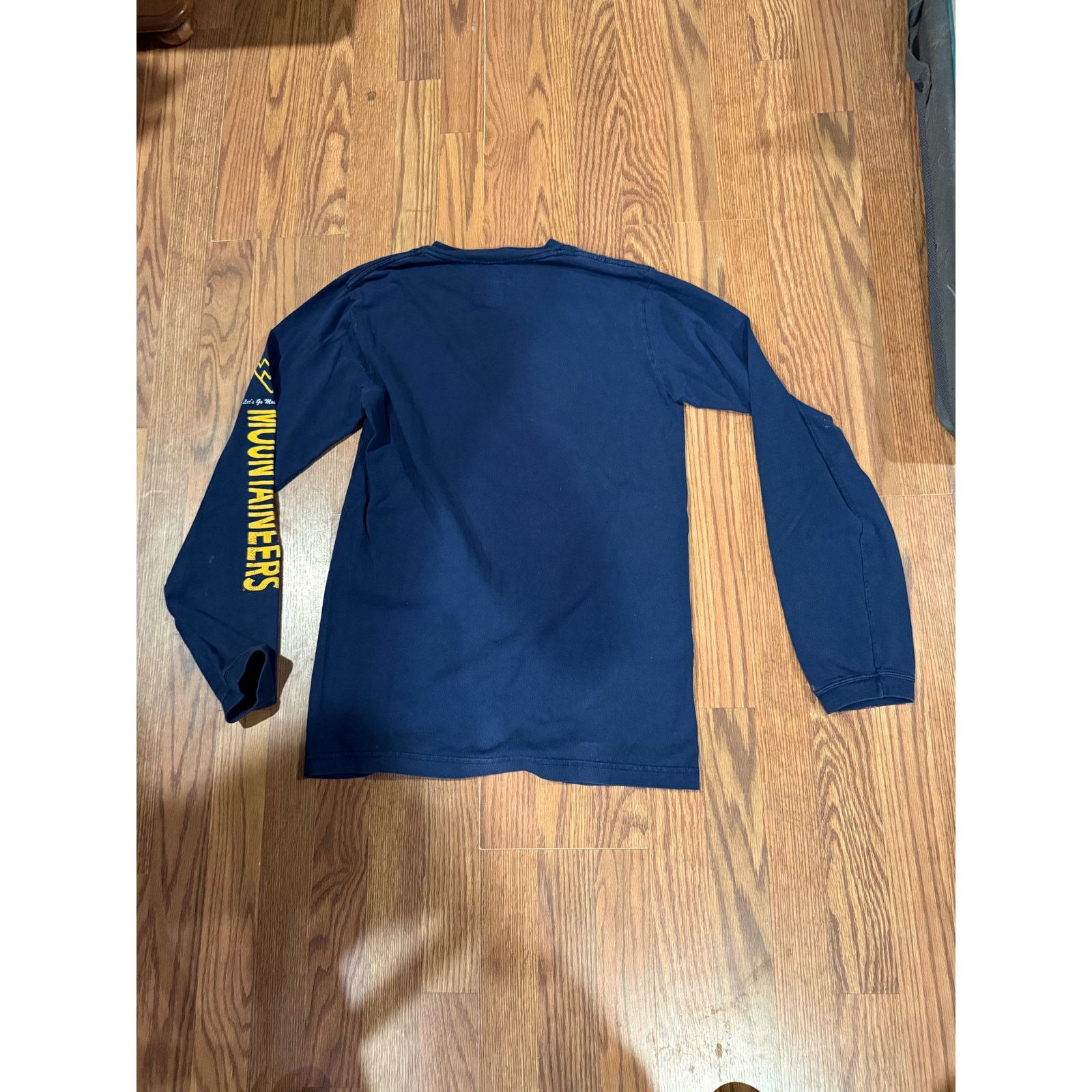 Pro Edge West Virginia mountaineers long sleeve Size US M / EU 48-50 / 2 - 7 Thumbnail