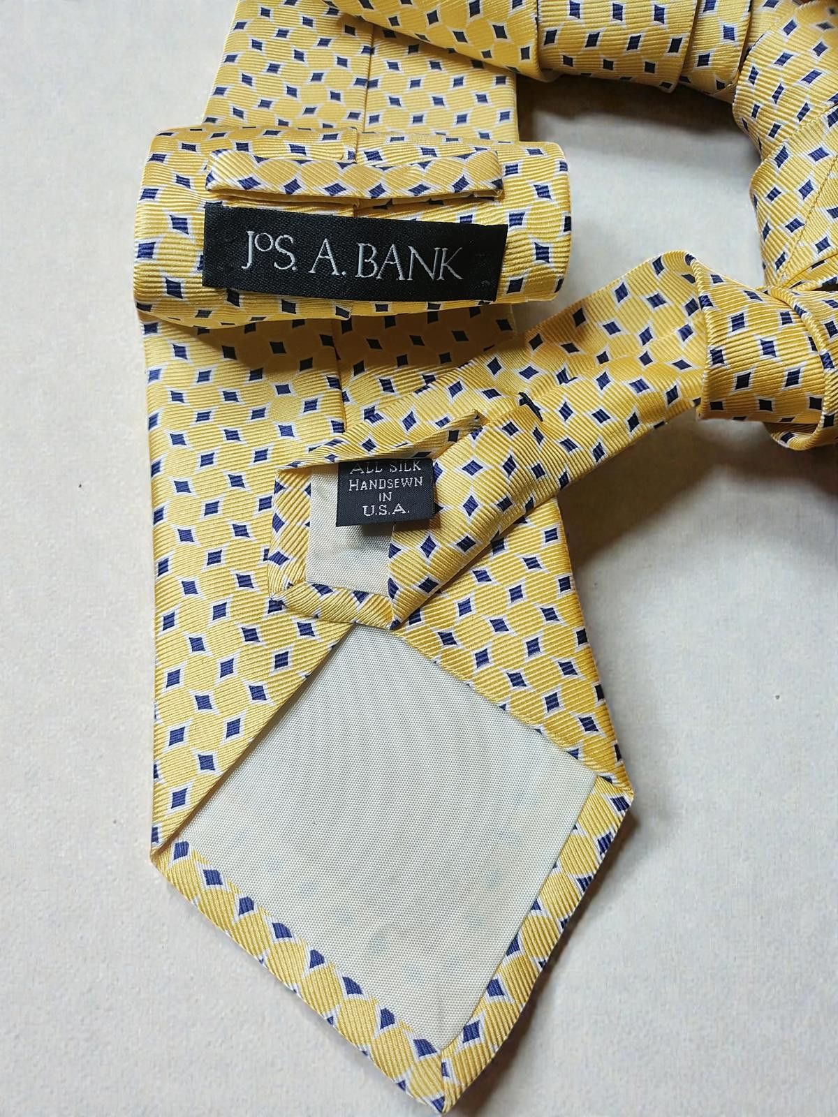 Jos. A. Bank Jos. A. Bank Pure Silk Men's Tie Yellow with Blue Geometric Size ONE SIZE - 3 Thumbnail