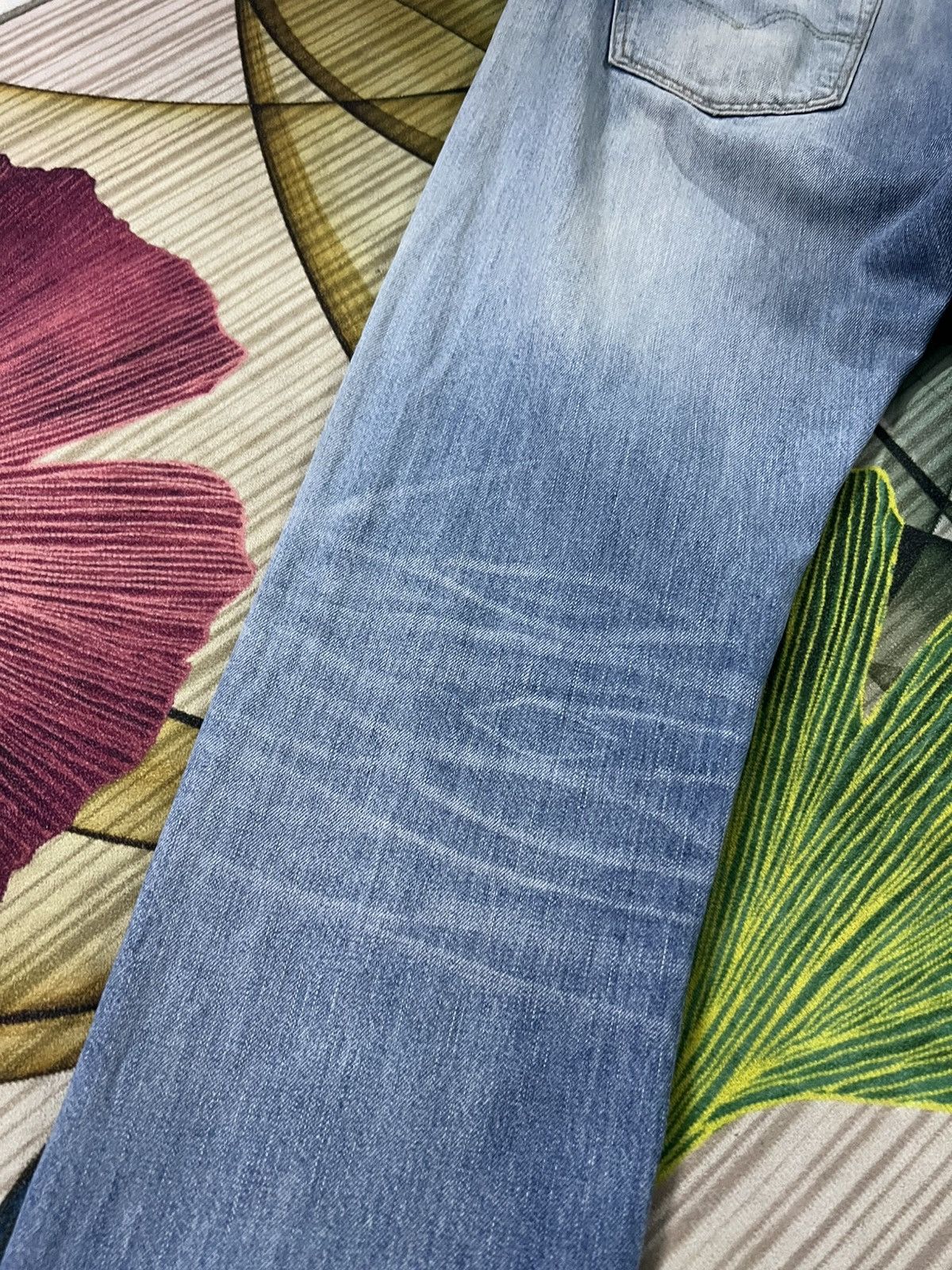 Levi's Vintage Levis 501 Distress Stone Wash Jean Size US 34 / EU 50 - 16 Thumbnail