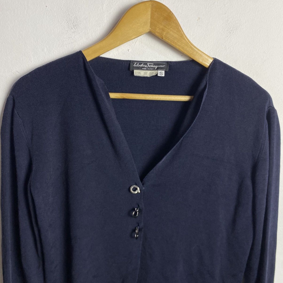 Salvatore Ferragamo Salvatore Ferragamo Cardigan Size S / US 4 / IT 40 - 2 Thumbnail