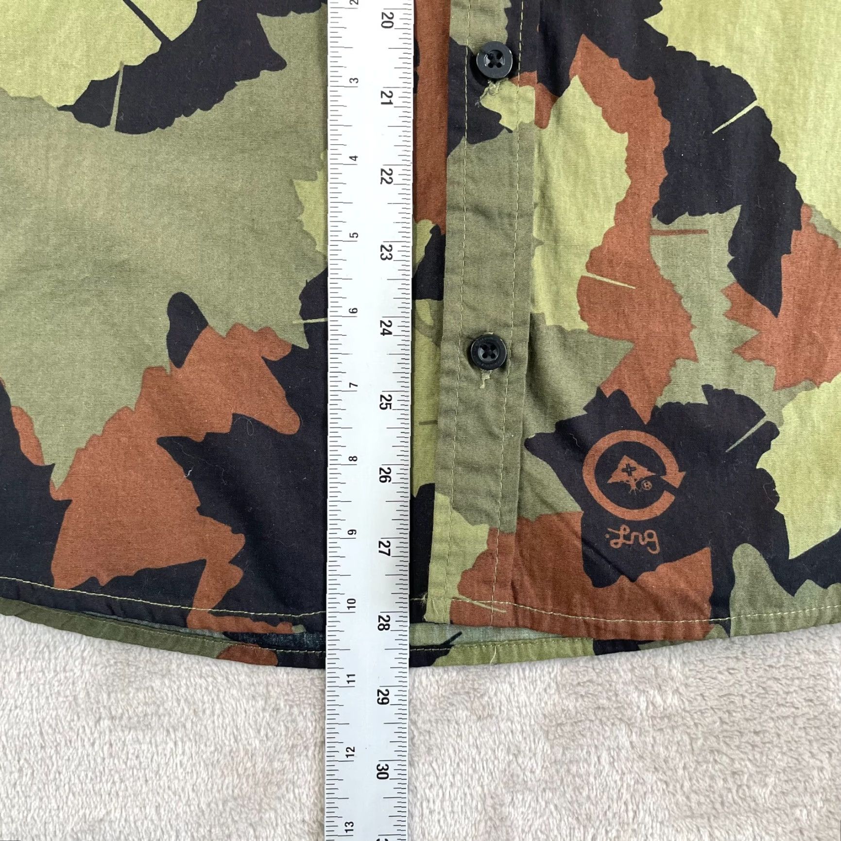 Vintage LRG Shirt Men Large Camouflage Hip Hop Short Sleeve Button-Up NWOT Size US L / EU 52-54 / 3 - 6 Thumbnail