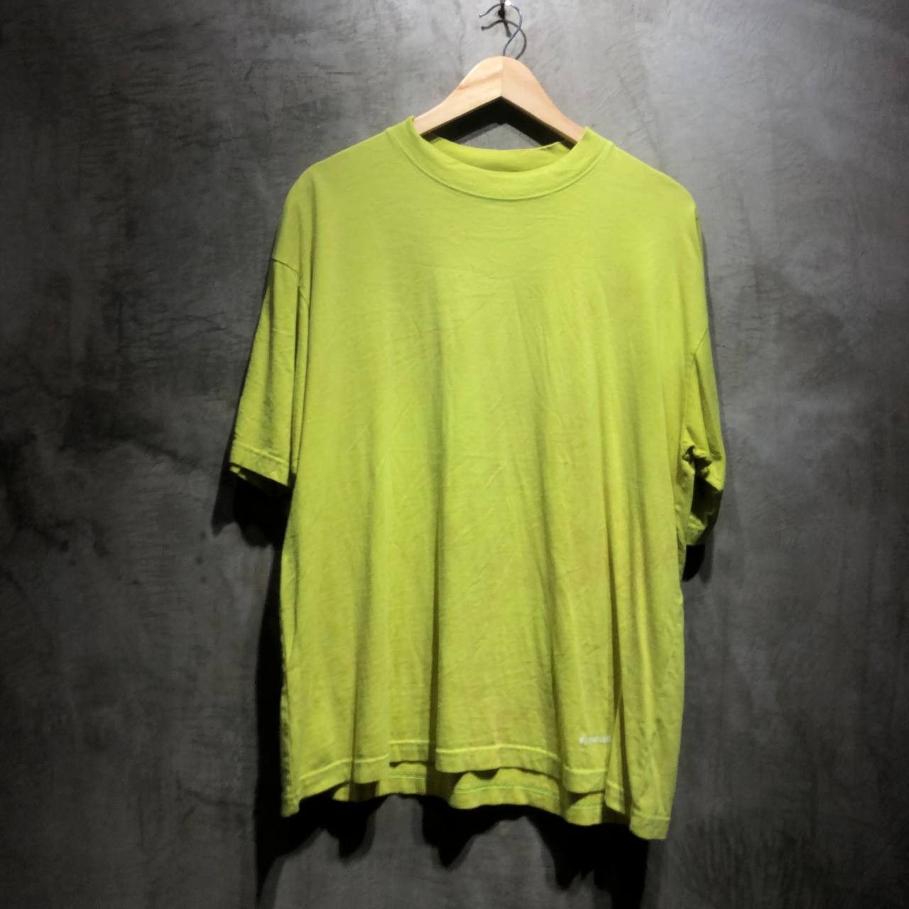 Balenciaga Balenciaga spell out hem logo embroidered tee Size US L / EU 52-54 / 3 - 1 Thumbnail