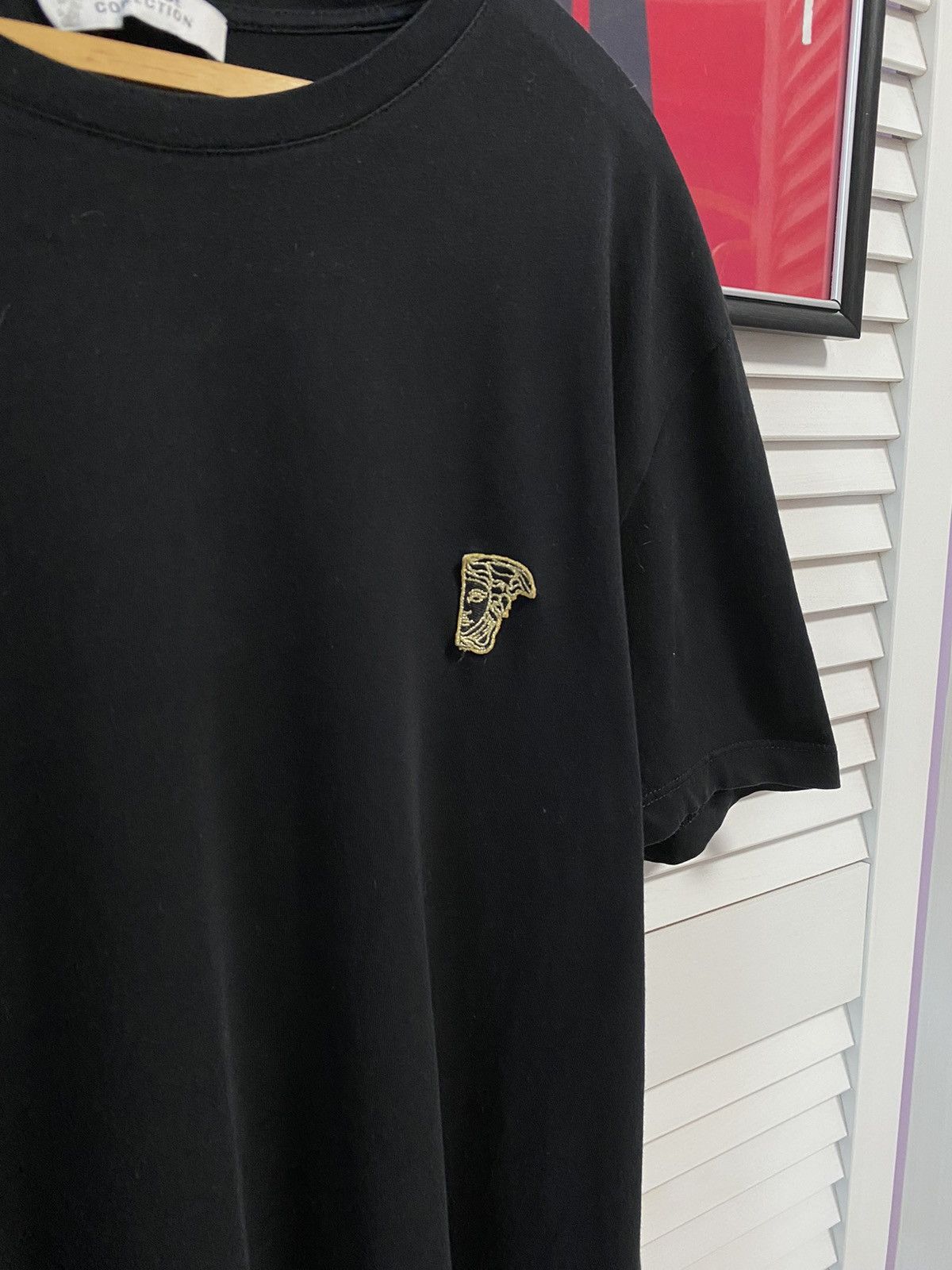 Versace × Vintage T-Shirt Tee Black Versace Mini Logo Medusa Minimal Size US M / EU 48-50 / 2 - 3 Thumbnail