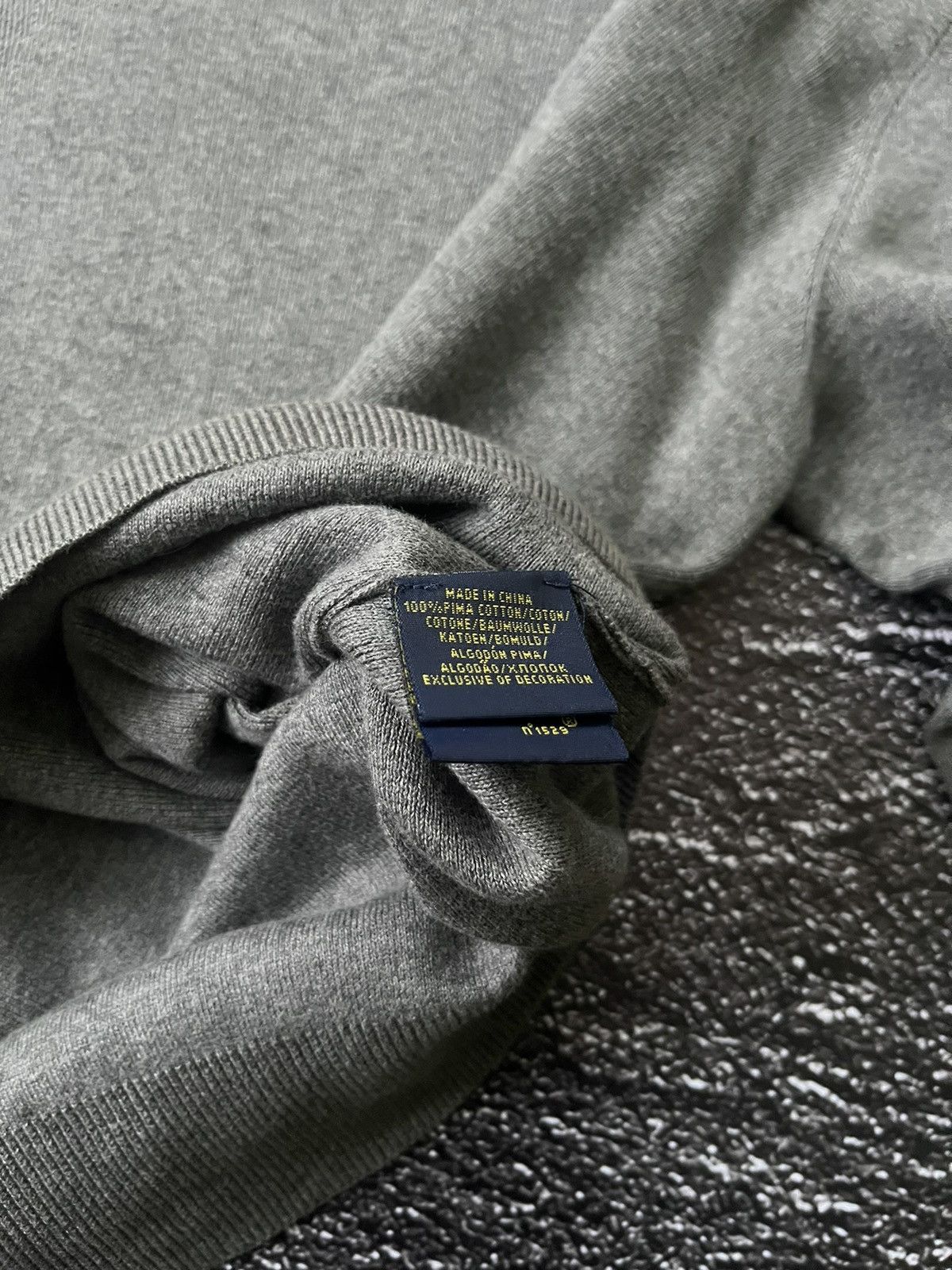 Polo Ralph Lauren Men’s Vintage Polo Ralph Lauren V-Neck Pima Cotton Sweater Size US L / EU 52-54 / 3 - 5 Thumbnail