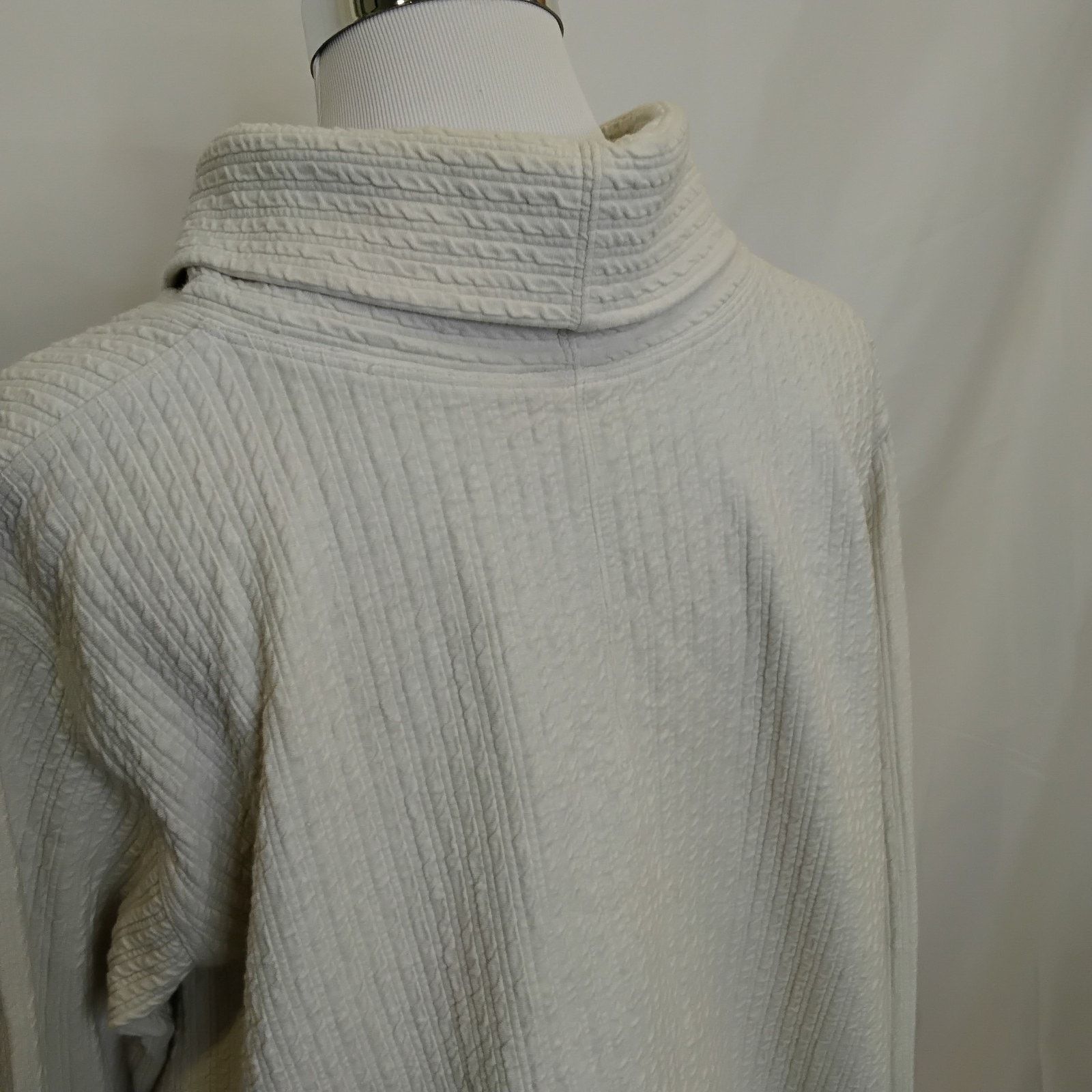 Lululemon Lululemon Funnel-Neck Sweater Women's M White Athleisure Size M / US 6-8 / IT 42-44 - 5 Thumbnail
