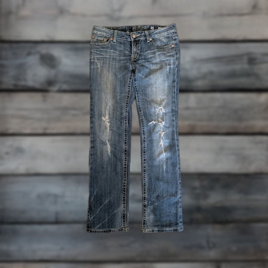 Miss Me Miss Me Jeans Womens 30 Blue Distressed Straight Stretch Denim 5-Pocket Embroidered Button 90s Southwestern Rock Sunshine (Miss Me Denim) Size 30" / US 8 / IT 44 - 1 Thumbnail