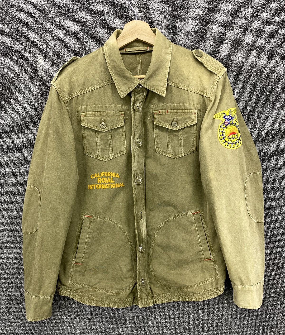 Japanese Brand Vintage Roial International California Military Army Jacket Size US M / EU 48-50 / 2 - 1 Thumbnail