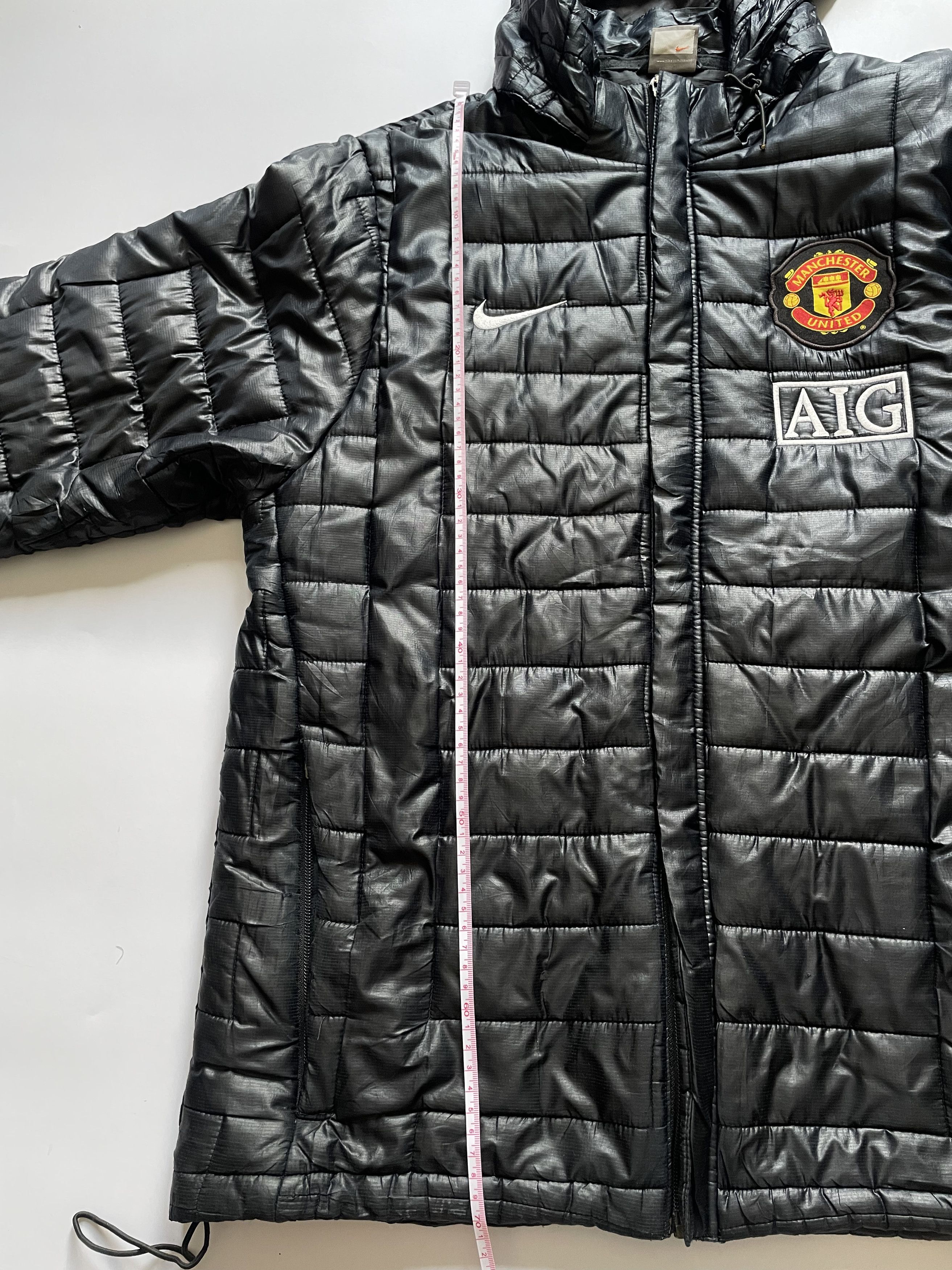 Nike 2009-10 Manchester United Nike Padded Bench Coat Size US M / EU 48-50 / 2 - 15 Thumbnail