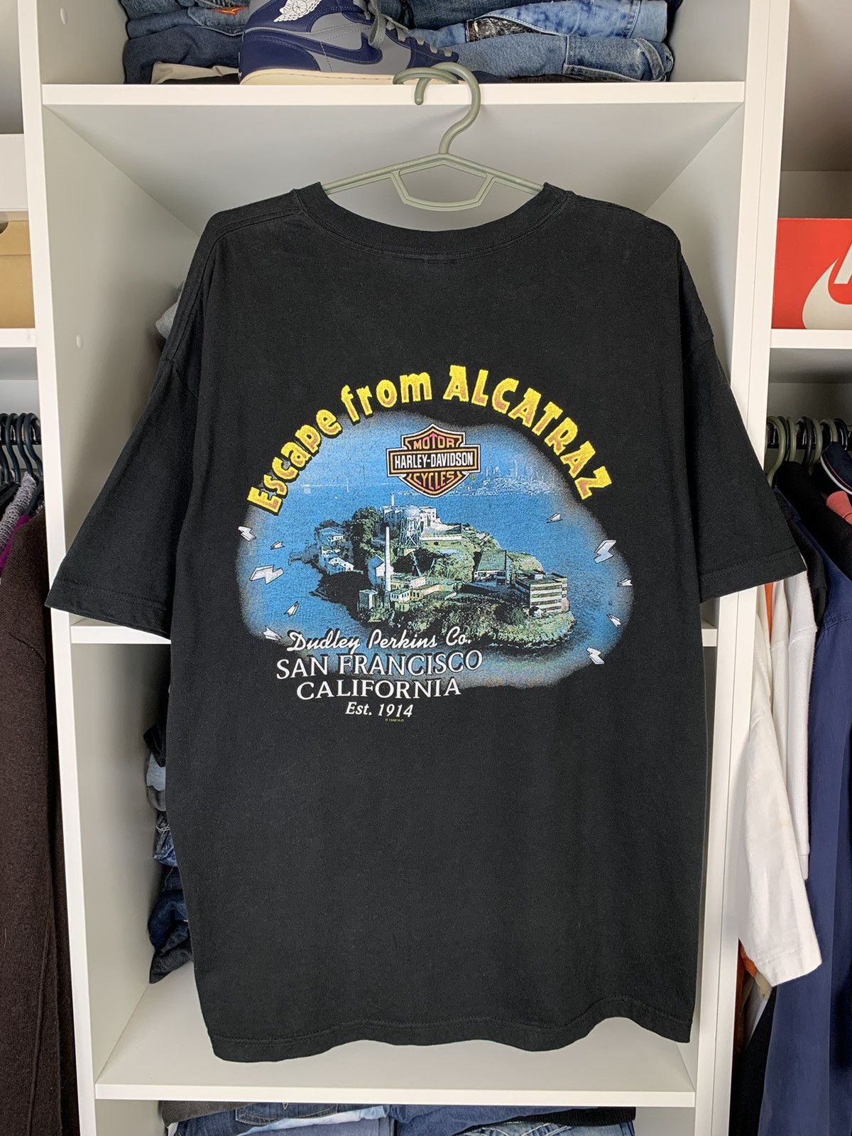 Vintage Vintage Harley Davidson Escape From Alcatraz T-shirt Size US XL / EU 56 / 4 - 2 Thumbnail
