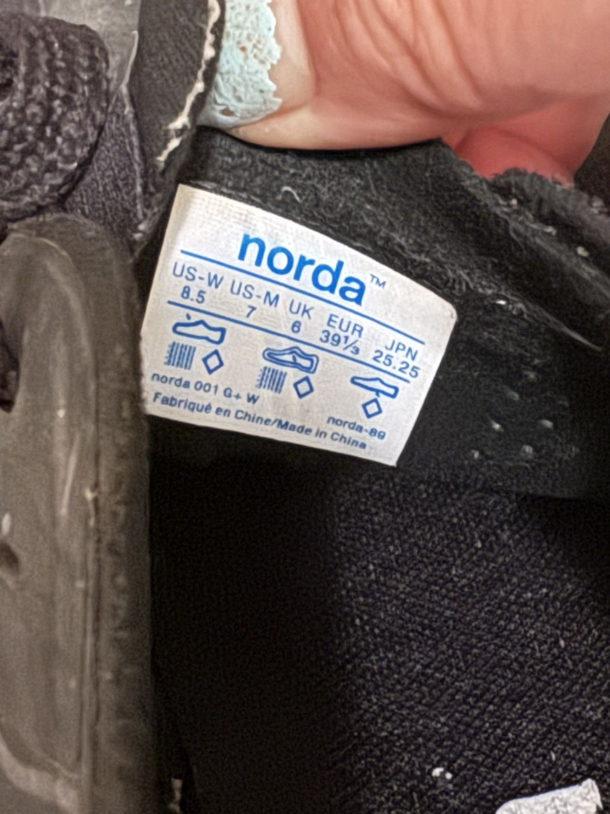 Other NWT 001 G+ - W - Stealth Black norda Womens Size US 8.5 / IT 38.5 - 7 Thumbnail