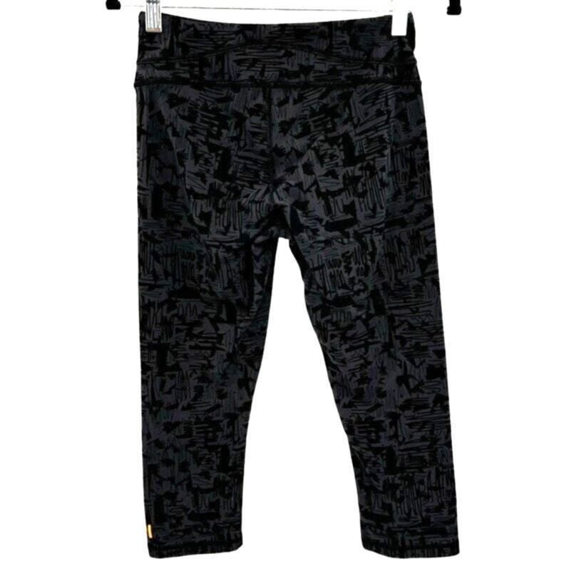 Other Lucy Power Train Womens Capri Leggings Athletic Workout Blac Size 27" / US 4 / IT 40 - 2 Thumbnail