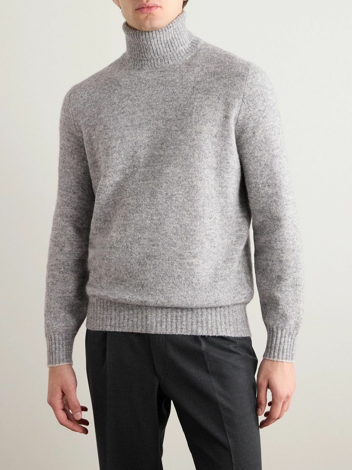 Brunello Cucinelli o1y0526 Turtleneck Sweater in Light Gray Size US M / EU 48-50 / 2 - 3 Thumbnail