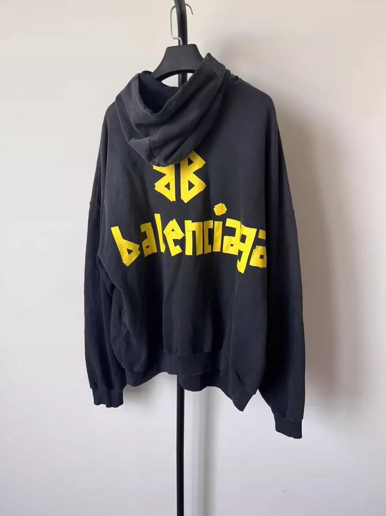 Balenciaga Balenciaga Rock Band Lightning Alphabet Crew Neck Pullover Size US M / EU 48-50 / 2 - 2 Thumbnail