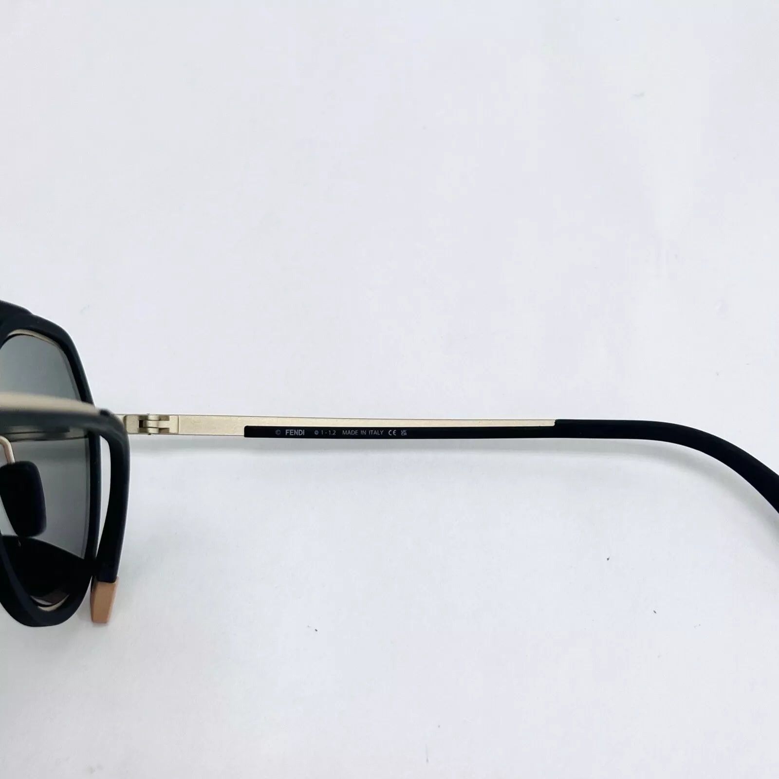 Fendi FENDI LIGHT 40040 Black FF Mirror Round Sunglasses FE40040U Size ONE SIZE - 7 Thumbnail