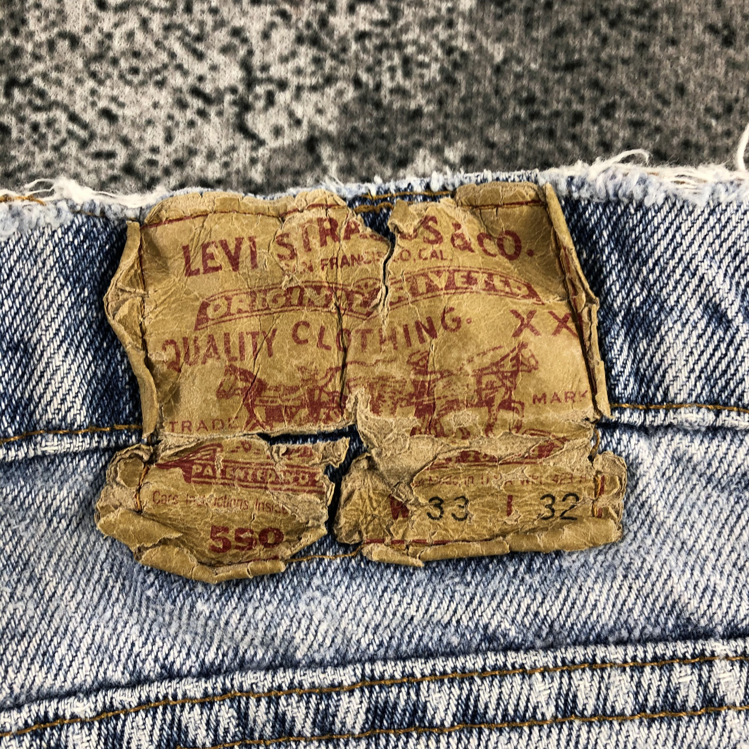 Levi's Vintage 90s Levis 550 Jeans Medium Wash Denim KJ928 Size US 33 - 5 Thumbnail
