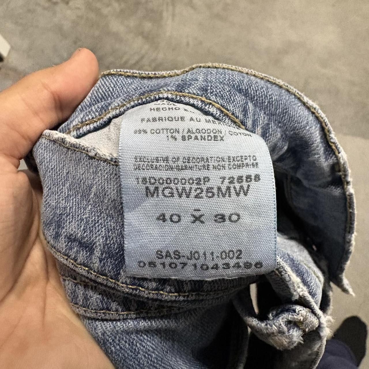 Vintage Vintage Y2K/2000s Baggy Skater Style Medium Wash Denim Jeans! Size US 40 / EU 56 - 8 Thumbnail