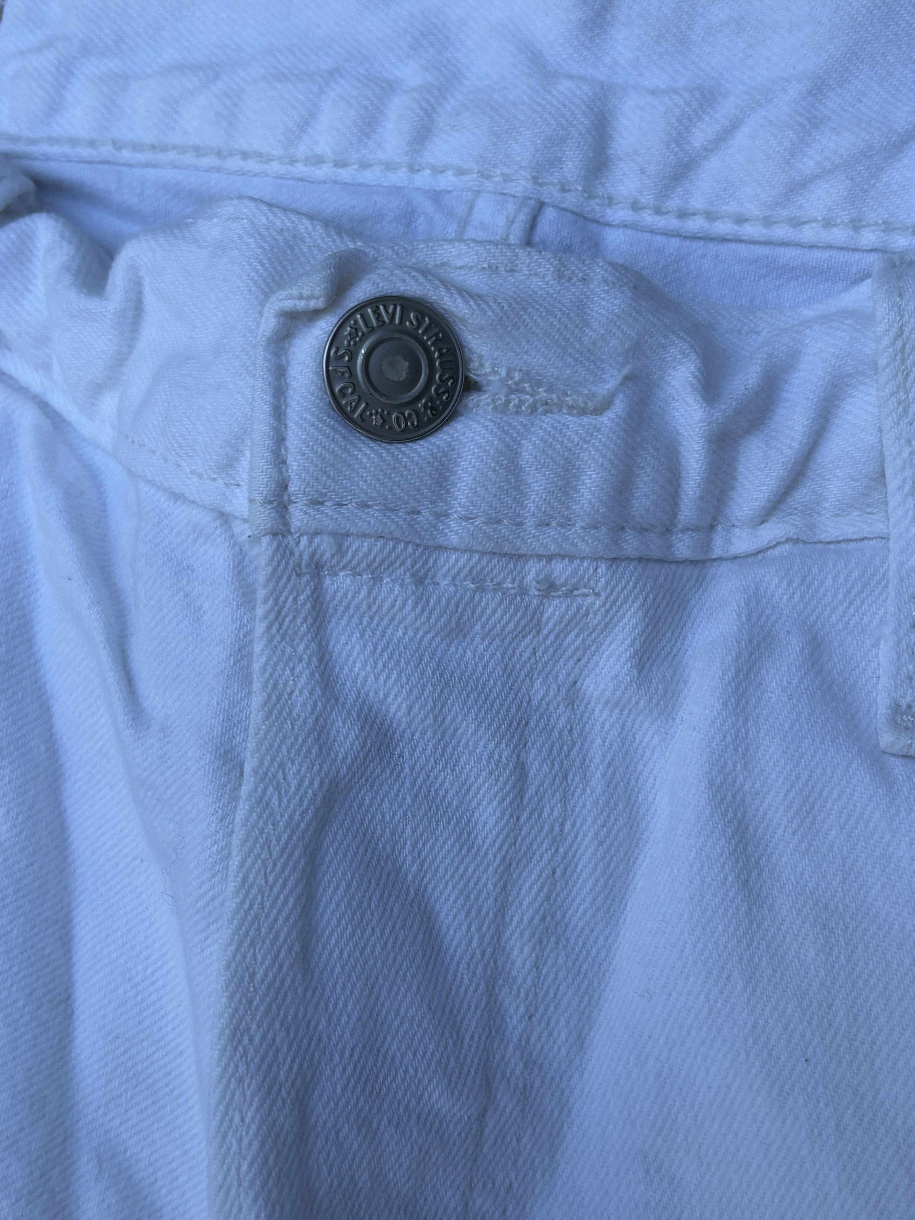 Levi's Vintage Levis 501 - WHITE Size US 32 / EU 48 - 3 Thumbnail