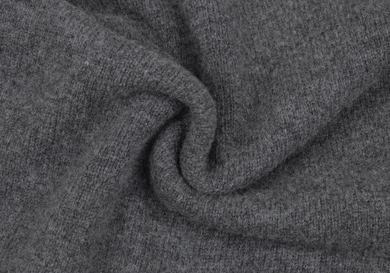 Yohji Yamamoto Yohji Yamamoto Wool Blend Design Neck Sweater Size US L / EU 52-54 / 3 - 10 Thumbnail