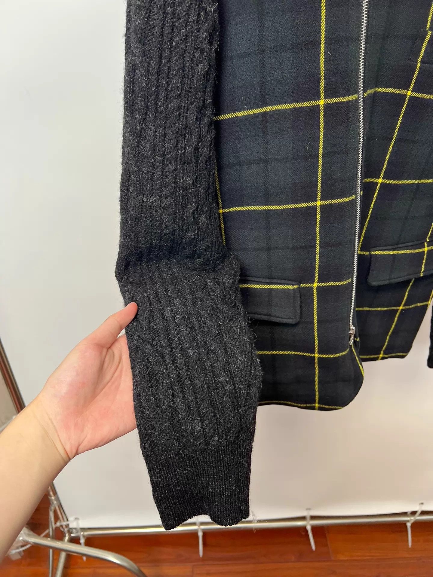 CABANE de ZUCCa Vintage Cabane de Zucca Checkered Panel Zip-Up Wool Sweater Size US M / EU 48-50 / 2 - 4 Thumbnail