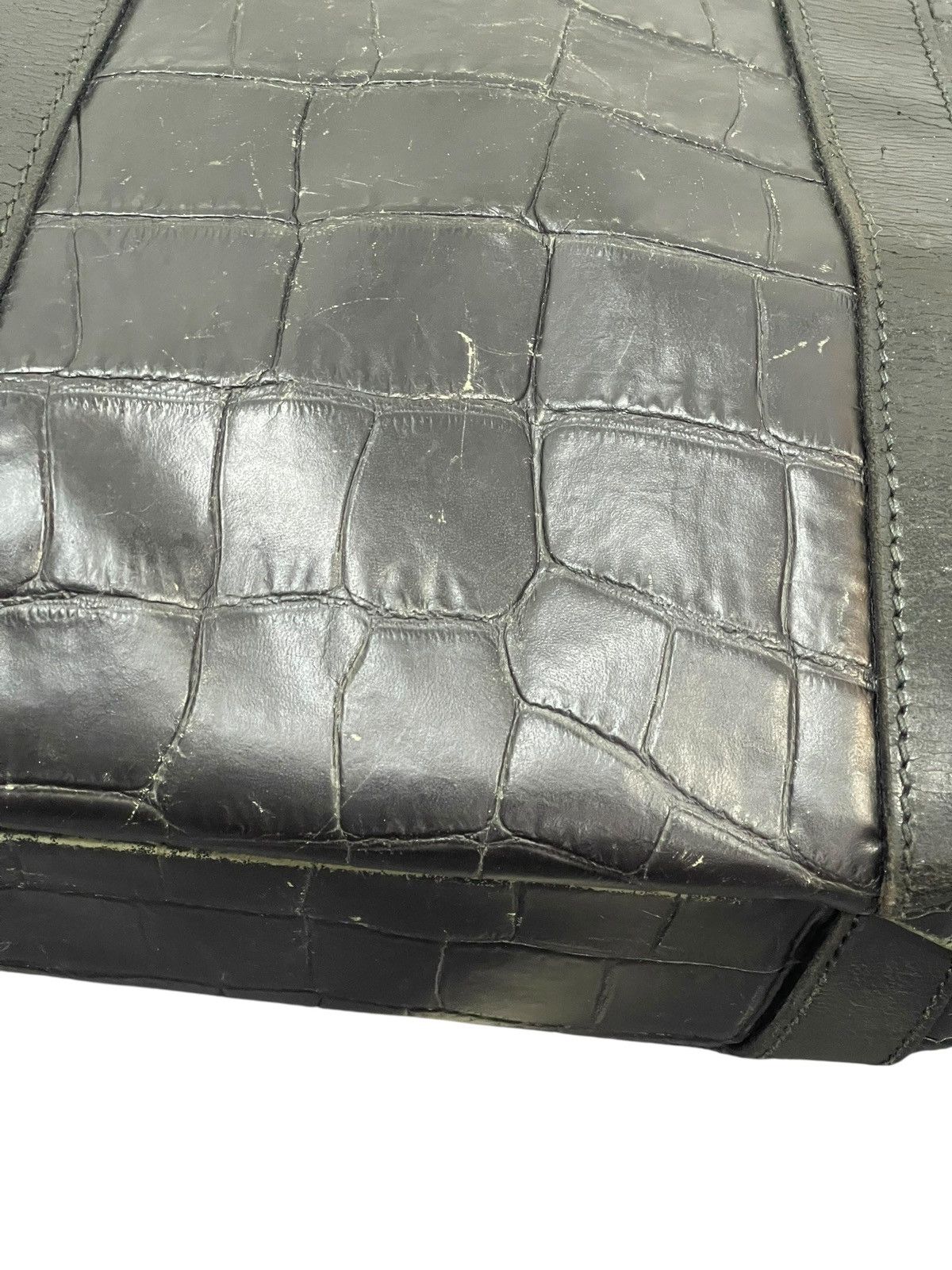 Genuine Leather Crocodile Embossed Daniel & Bob Leather Shoulder Bag 1🟩2 Size ONE SIZE - 16 Thumbnail