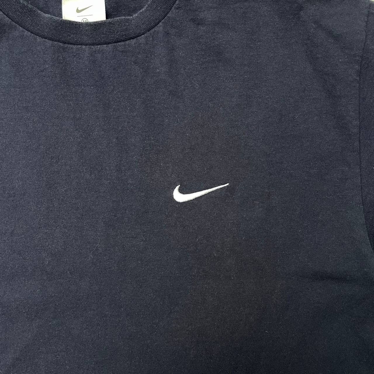 Vintage Vintage 2000s Nike Small Swoosh Logo Blank T Shirt Faded M Size US M / EU 48-50 / 2 - 3 Thumbnail