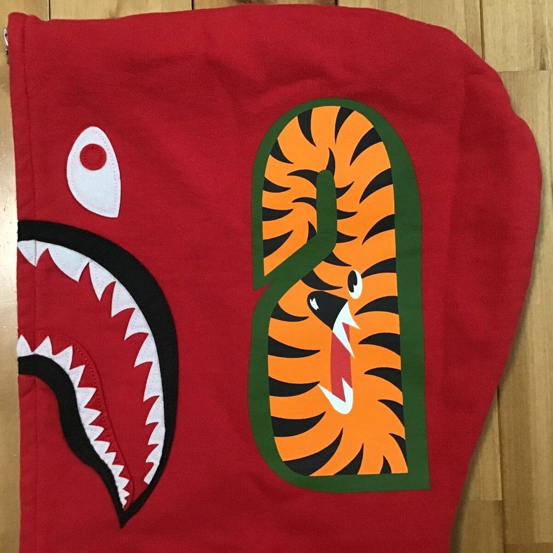 Bape BAPE Black camo × Red Shark full zip hoodie a bathing ape Size US L / EU 52-54 / 3 - 4 Thumbnail
