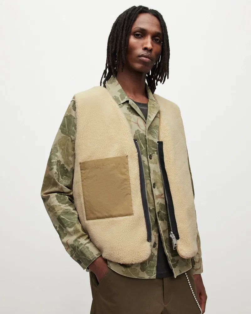 Allsaints !DS! SS23 Allsaints Vibo Reversible Technical Beige Vest Size US M / EU 48-50 / 2 - 6 Thumbnail