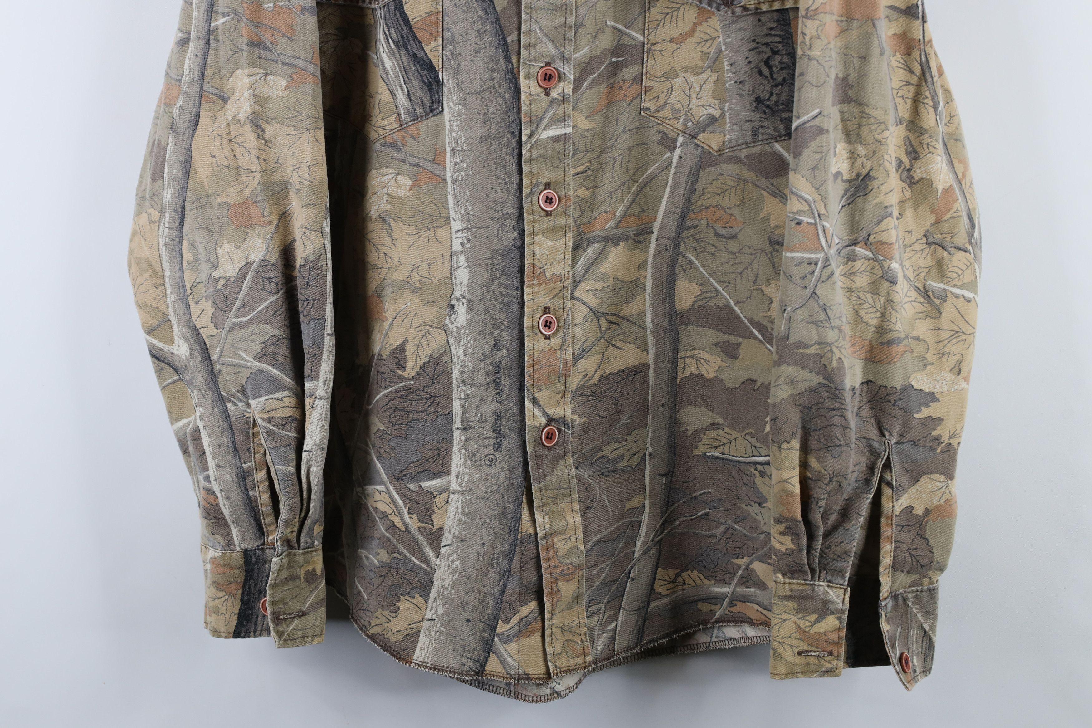 Vintage Vintage 90s Streetwear Camouflage Flannel Button Shirt USA Size US L / EU 52-54 / 3 - 3 Thumbnail