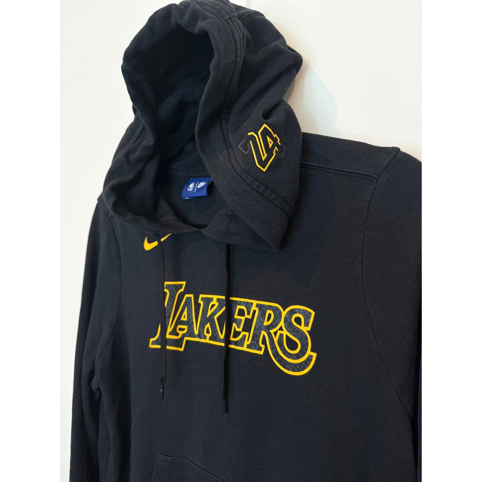 Nike RARE Nike NBA City Edition Lakers Kobe Bryant Mamba Hoodie Size L / US 10 / IT 46 - 2 Thumbnail