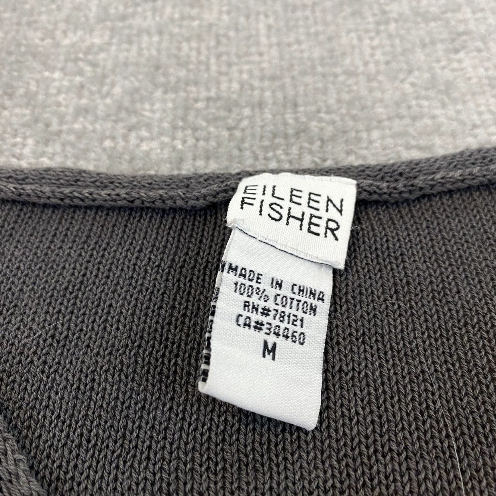 Eileen Fisher EILEEN FISHER Shirt Women Medium Gray Knit Sleeveless V-Neck Textured Minimalist Size M / US 6-8 / IT 42-44 - 2 Thumbnail