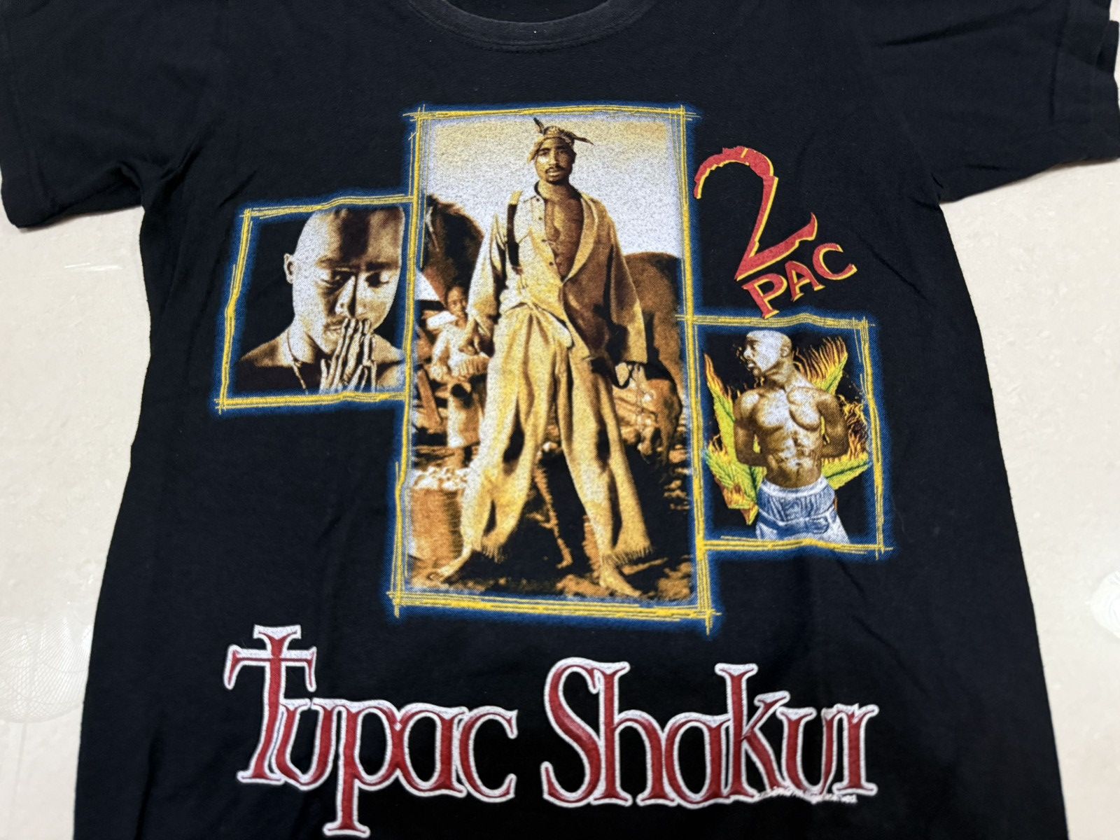 Rap Tees × Vintage Vintage 90s Tupac Bootleg Raptees T Shirt Y2K Size US S / EU 44-46 / 1 - 2 Thumbnail