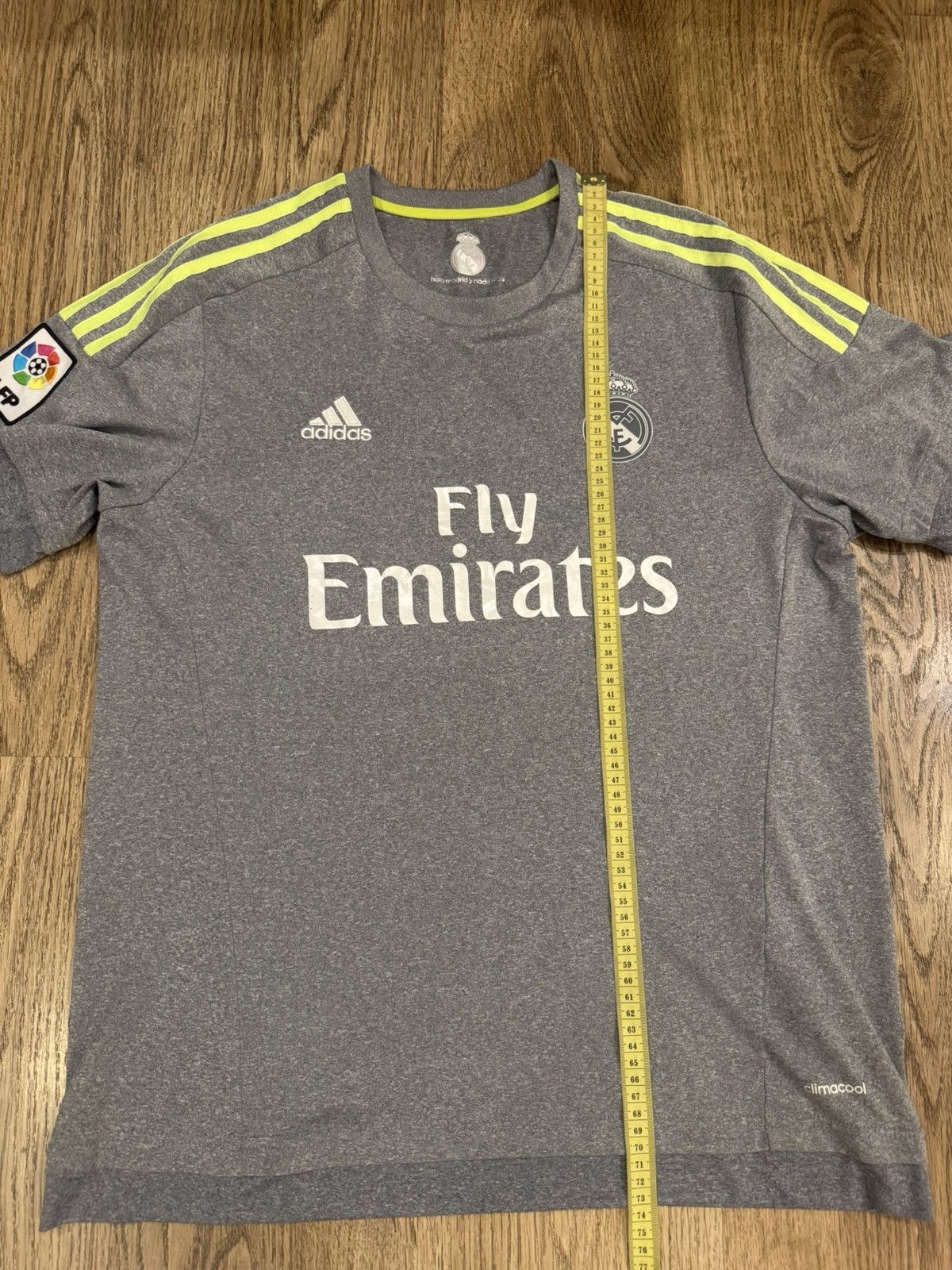 Adidas ADIDAS REAL MADRID 2015/2016 JERSEY FOOTBALL SIZE L AK2491 Size US L / EU 52-54 / 3 - 2 Thumbnail
