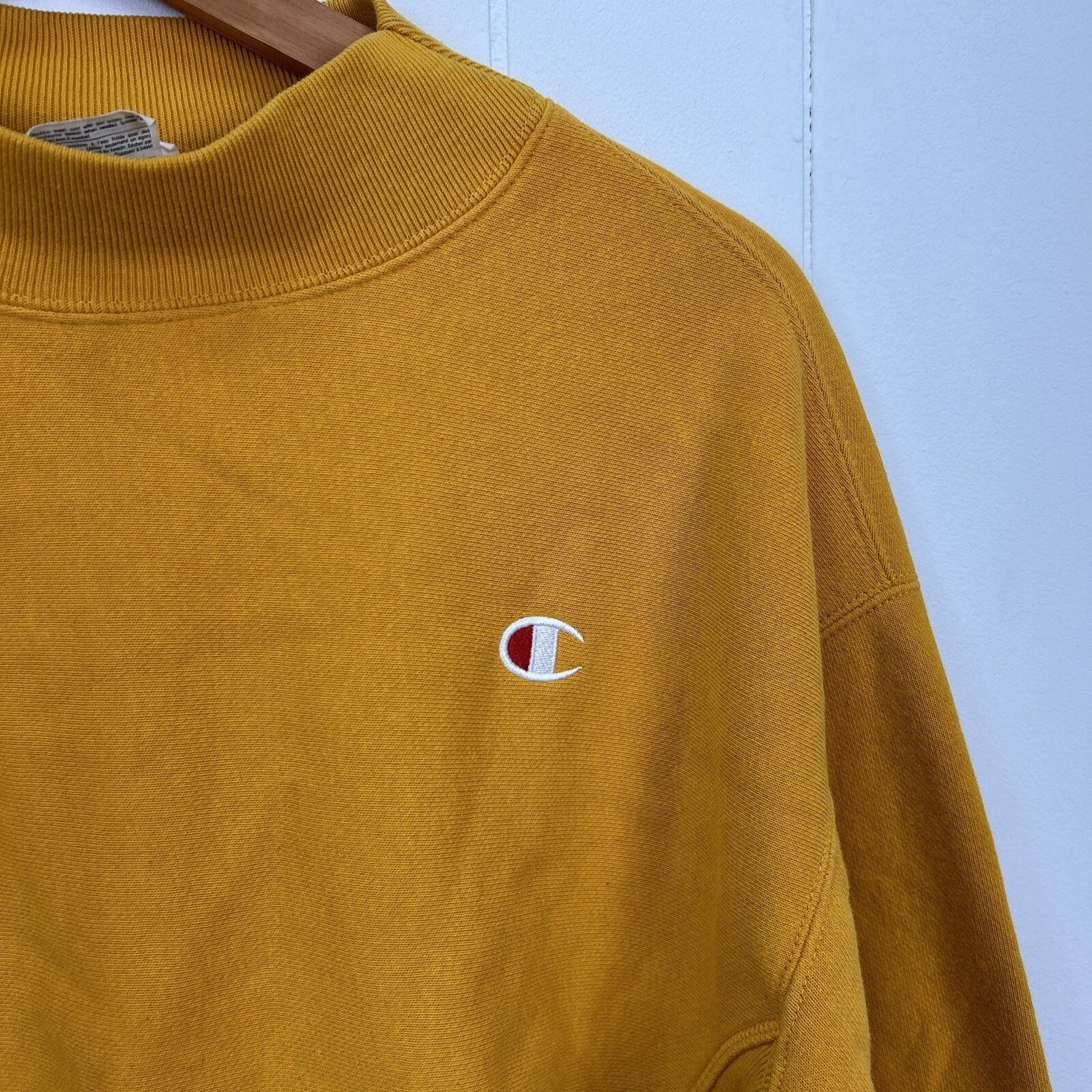 Champion Champion Reverse Weave Women Yellow Crewneck Sweater M Size M / US 6-8 / IT 42-44 - 2 Thumbnail