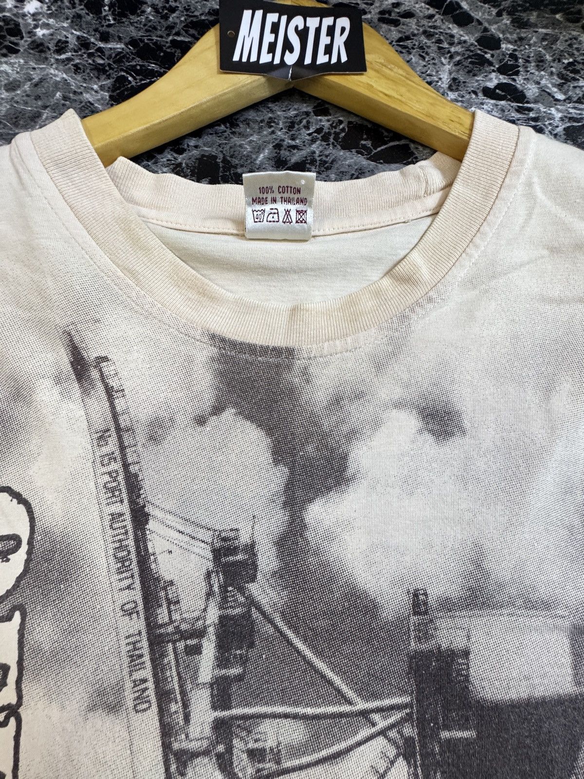 Other Bootleg Y2k Volvo Overprint vintage tshirt Size US L / EU 52-54 / 3 - 4 Thumbnail