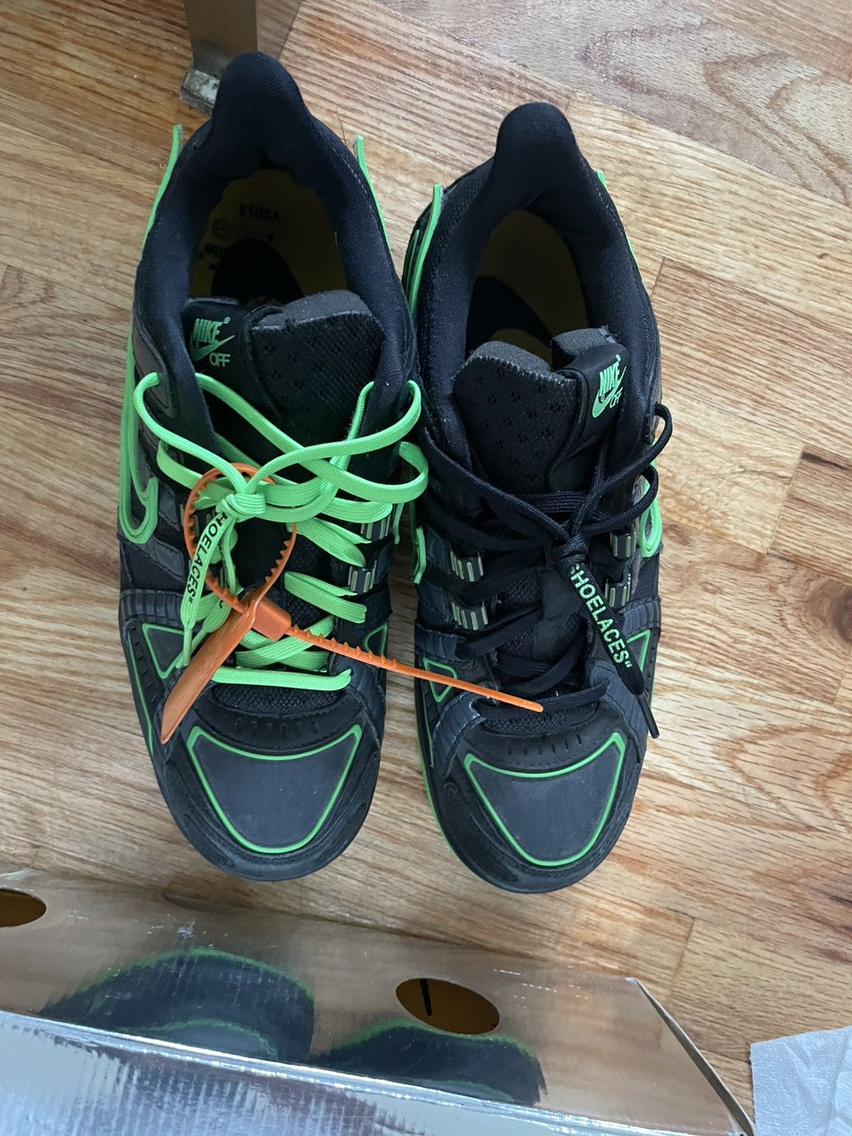 Nike × Off-White Off-White x Nike Air Rubber Dunk Green Strike - Size 10.5 Size US 10 / EU 43 - 8 Thumbnail