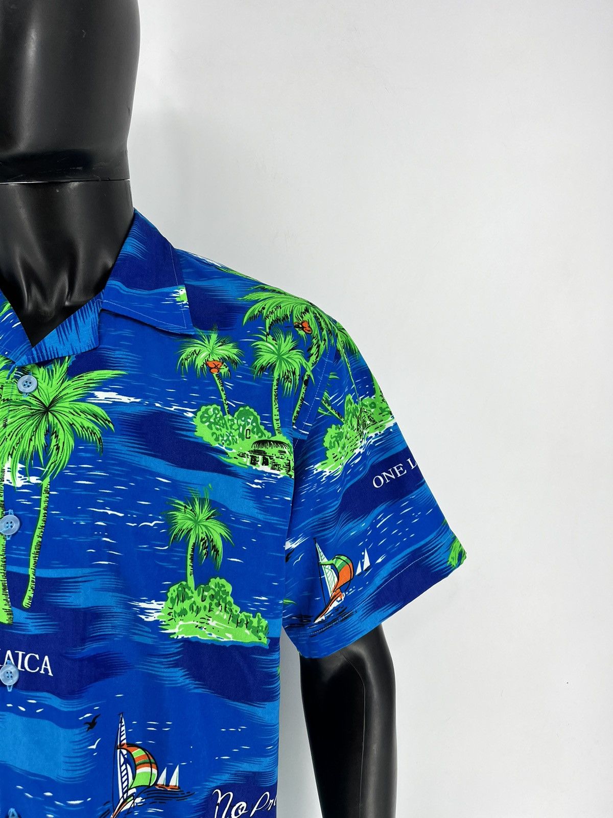 Vintage Vintage 90s Aloha Wear Hawaiian Shirt Summer American Size US S / EU 44-46 / 1 - 7 Thumbnail