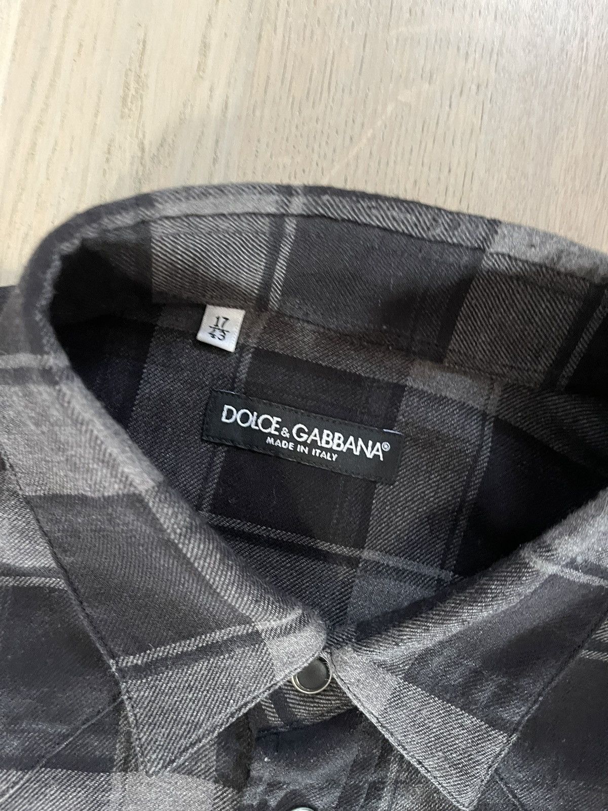DOLCE AND GABBANA shirt SEE REAL TAPE MEASUREMENTS IN PHOTOS